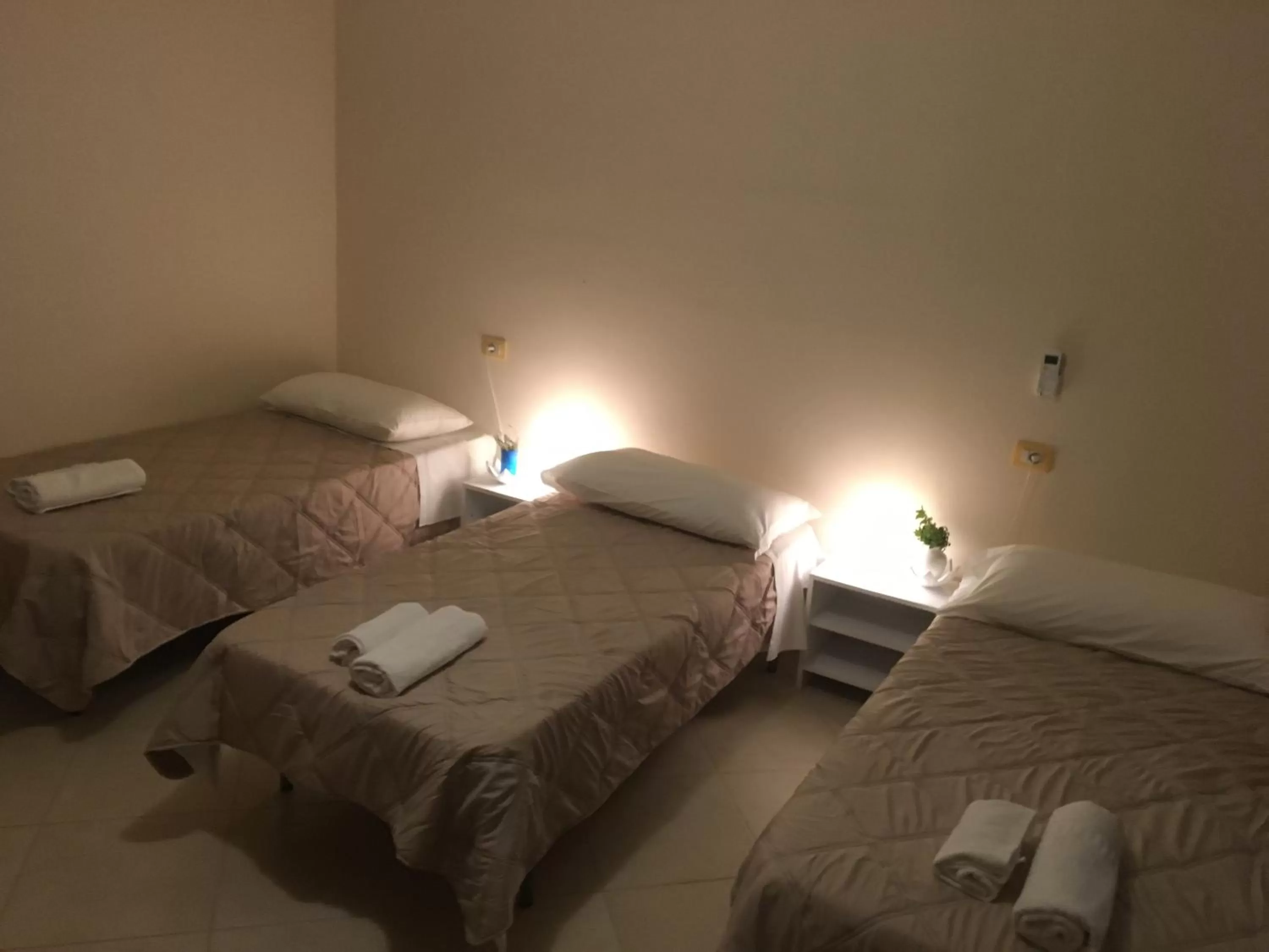 Bed in Vila Rahmi & Veli Dervishaj