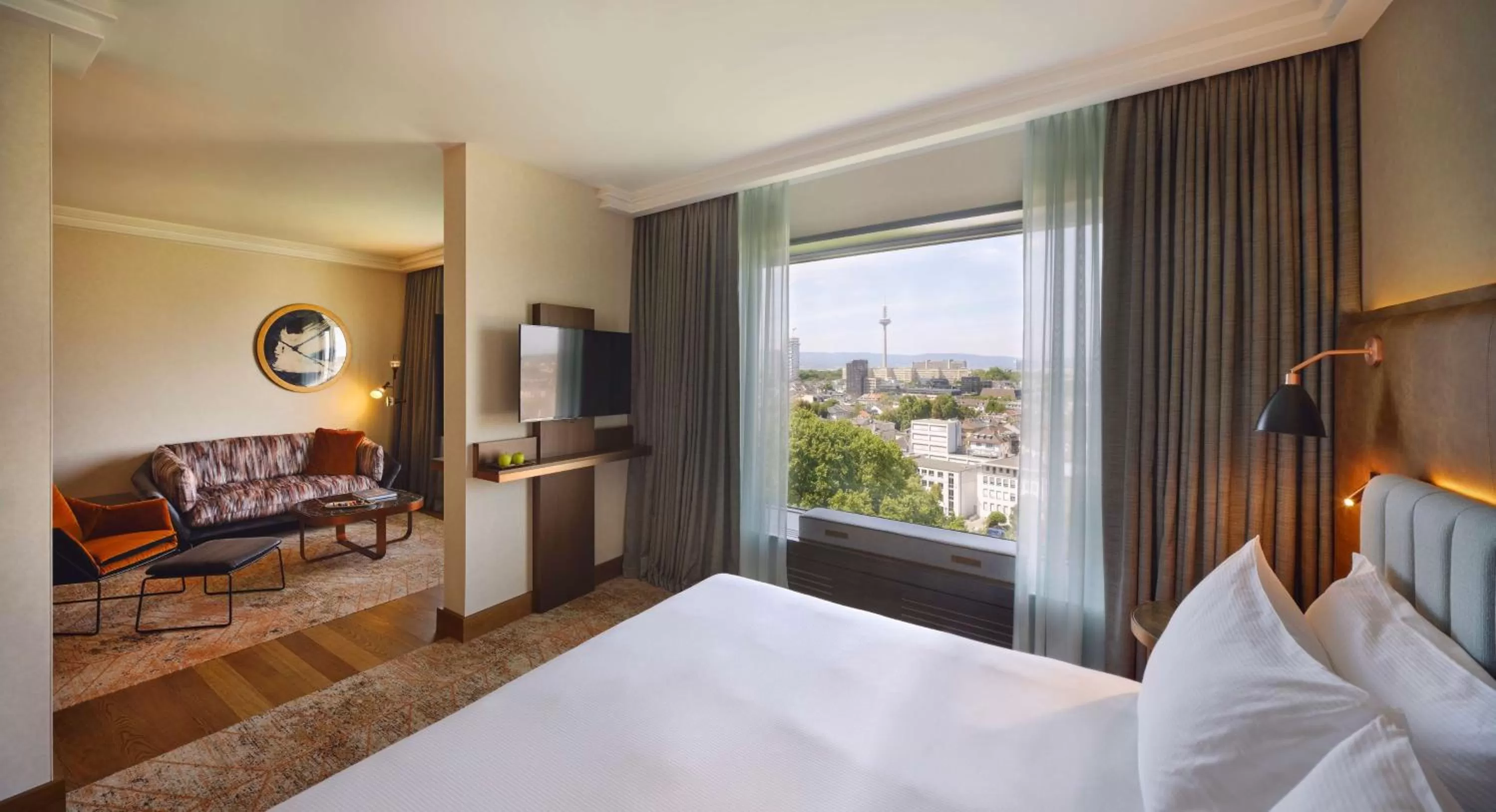 Bed in Hilton Frankfurt City Centre