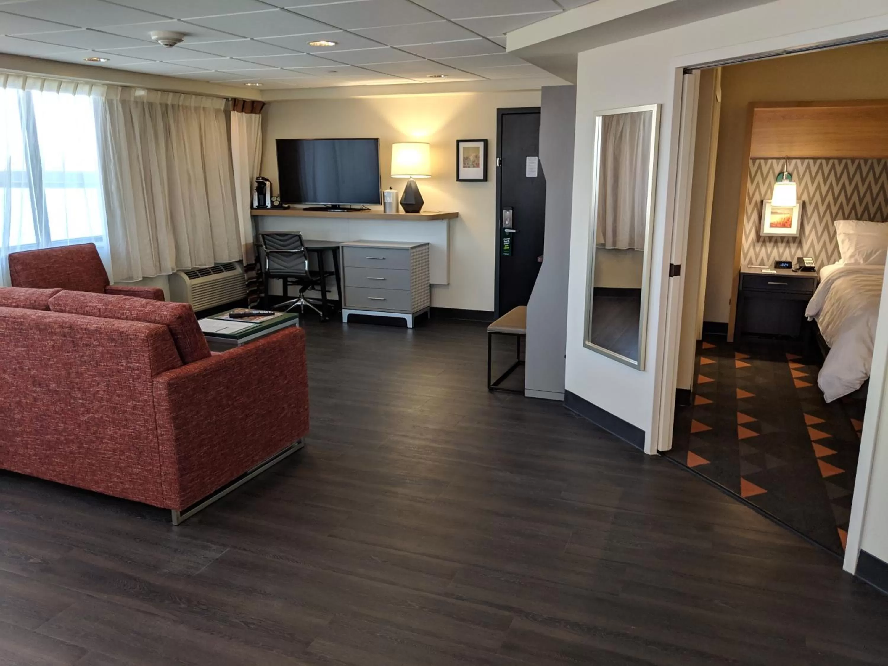 Photo of the whole room in Holiday Inn Champaign by IHG