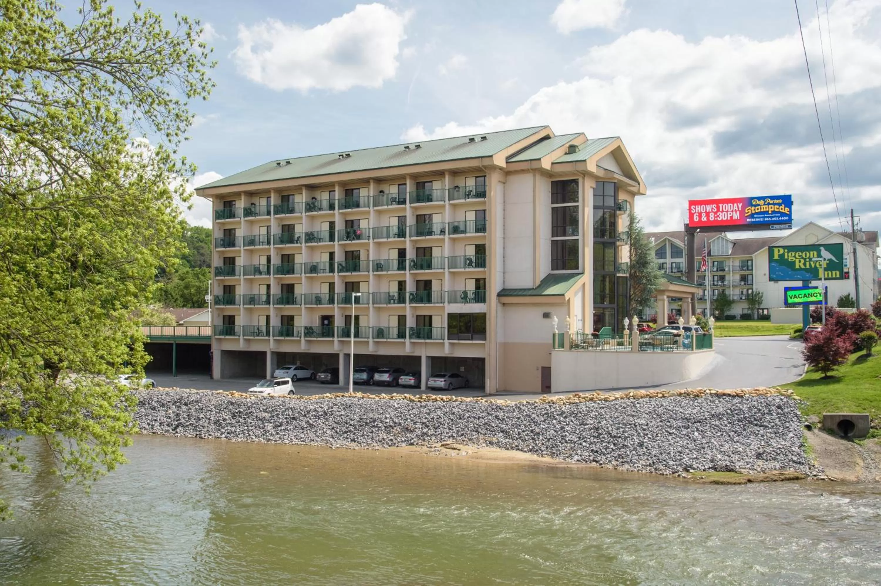 Property building in Pigeon River Inn