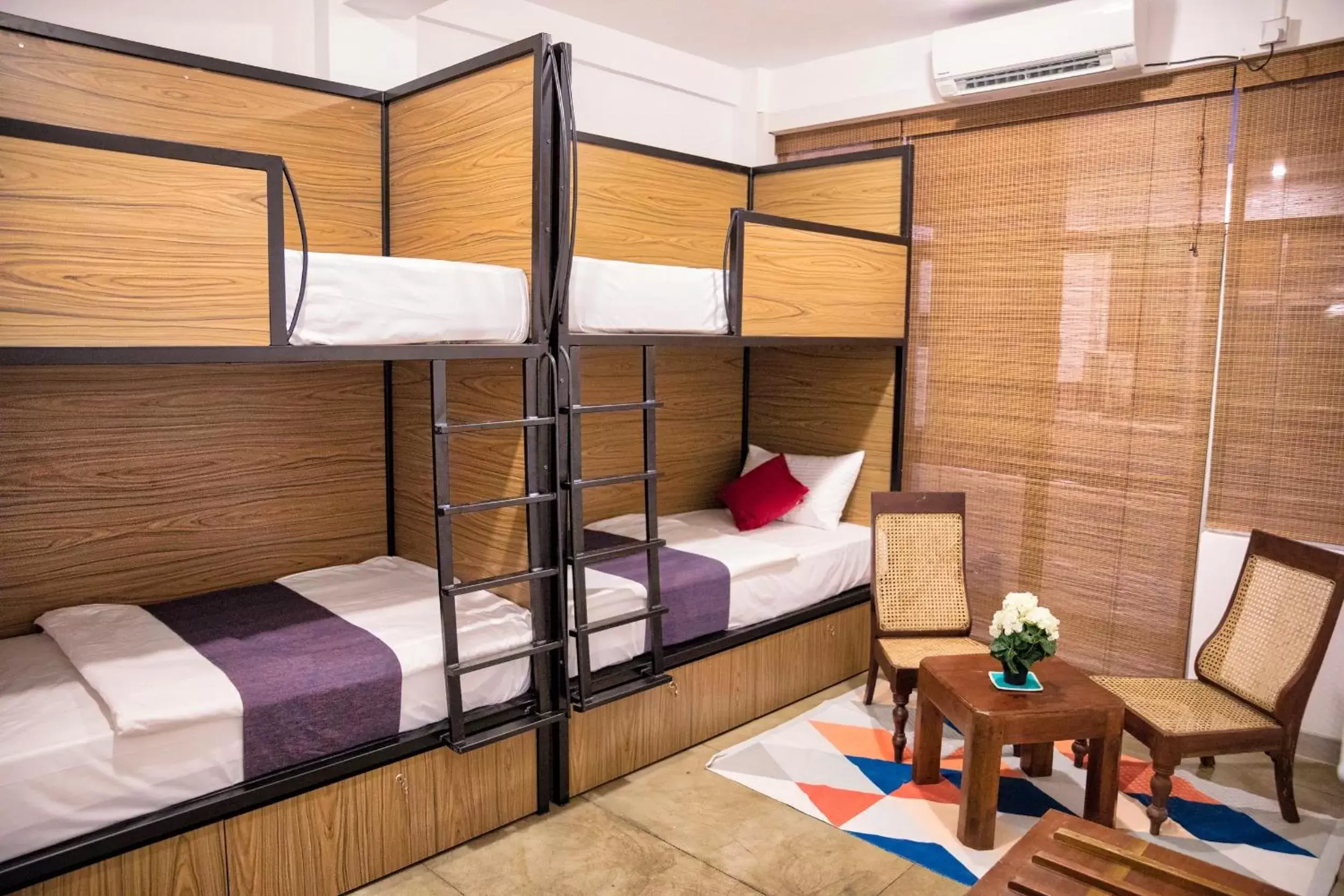 Bed in 4-Bed Mixed Dormitory Room with 10% Discount on Laundry in C 1 Colombo Fort Bed in 4-Bed Mixed Dormitory Room with 10% Discount on Laundry in C 1 Colombo Fort