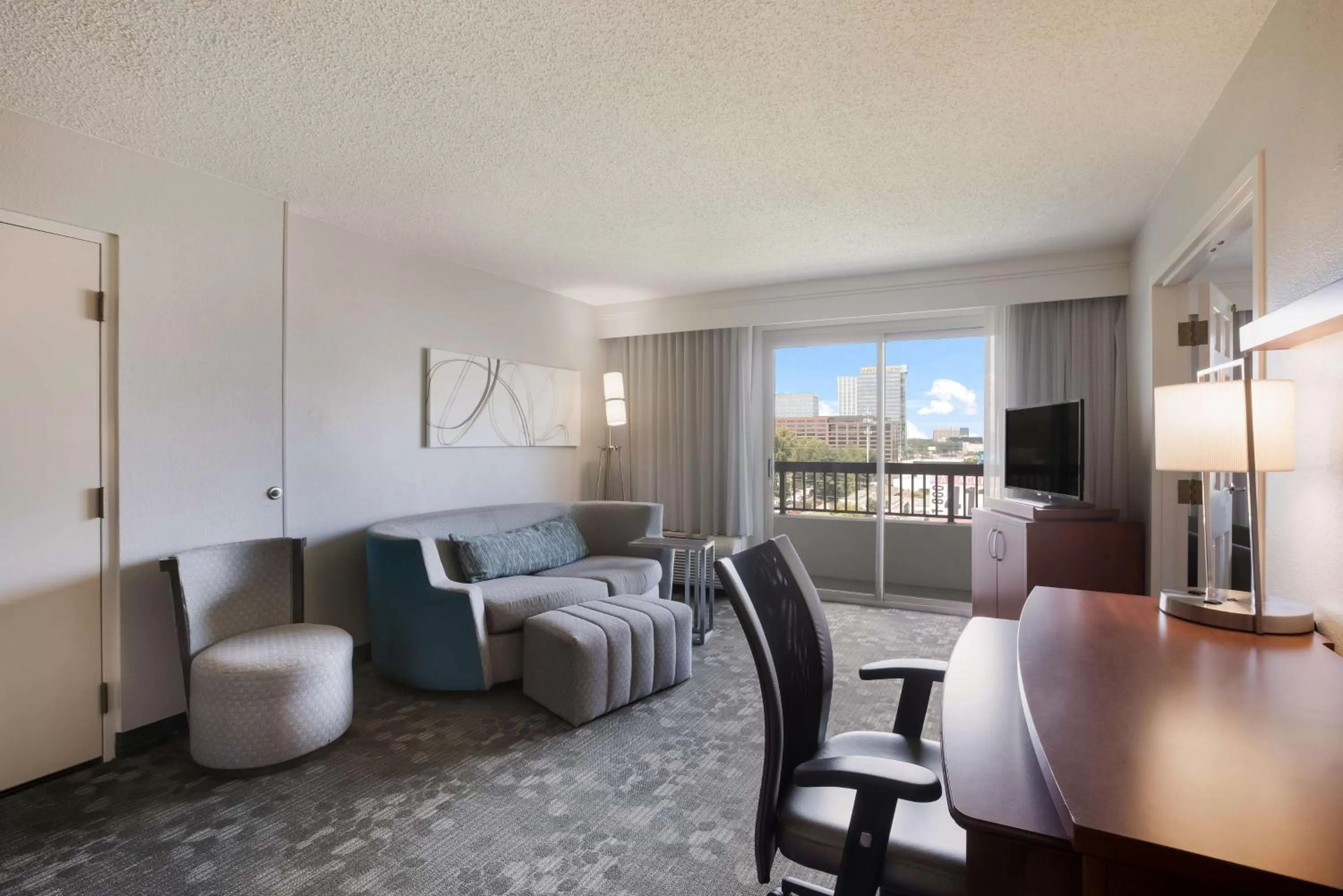 Photo of the whole room in Sonesta Select Atlanta Midtown Georgia Tech