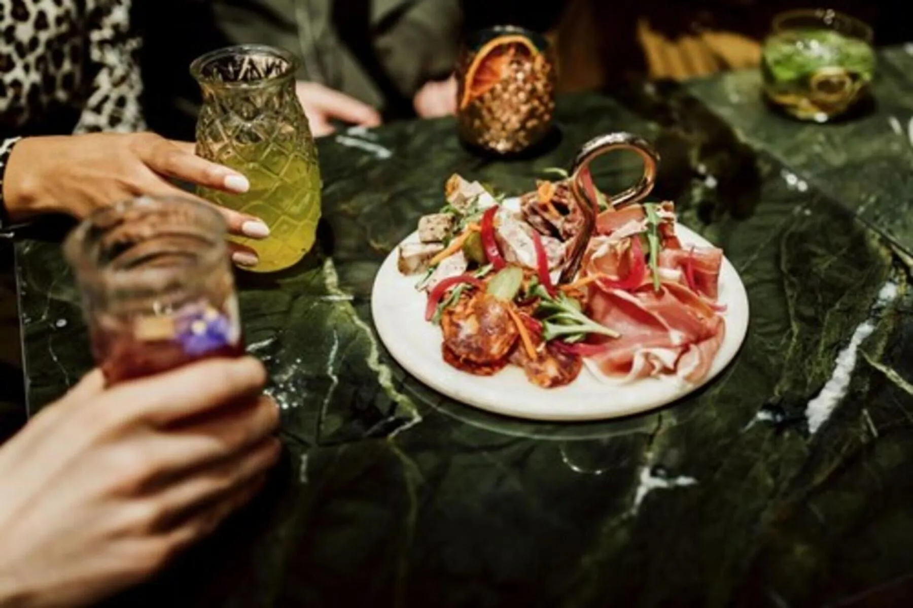 Dining area in Aparthotel Adagio London Sutton Point