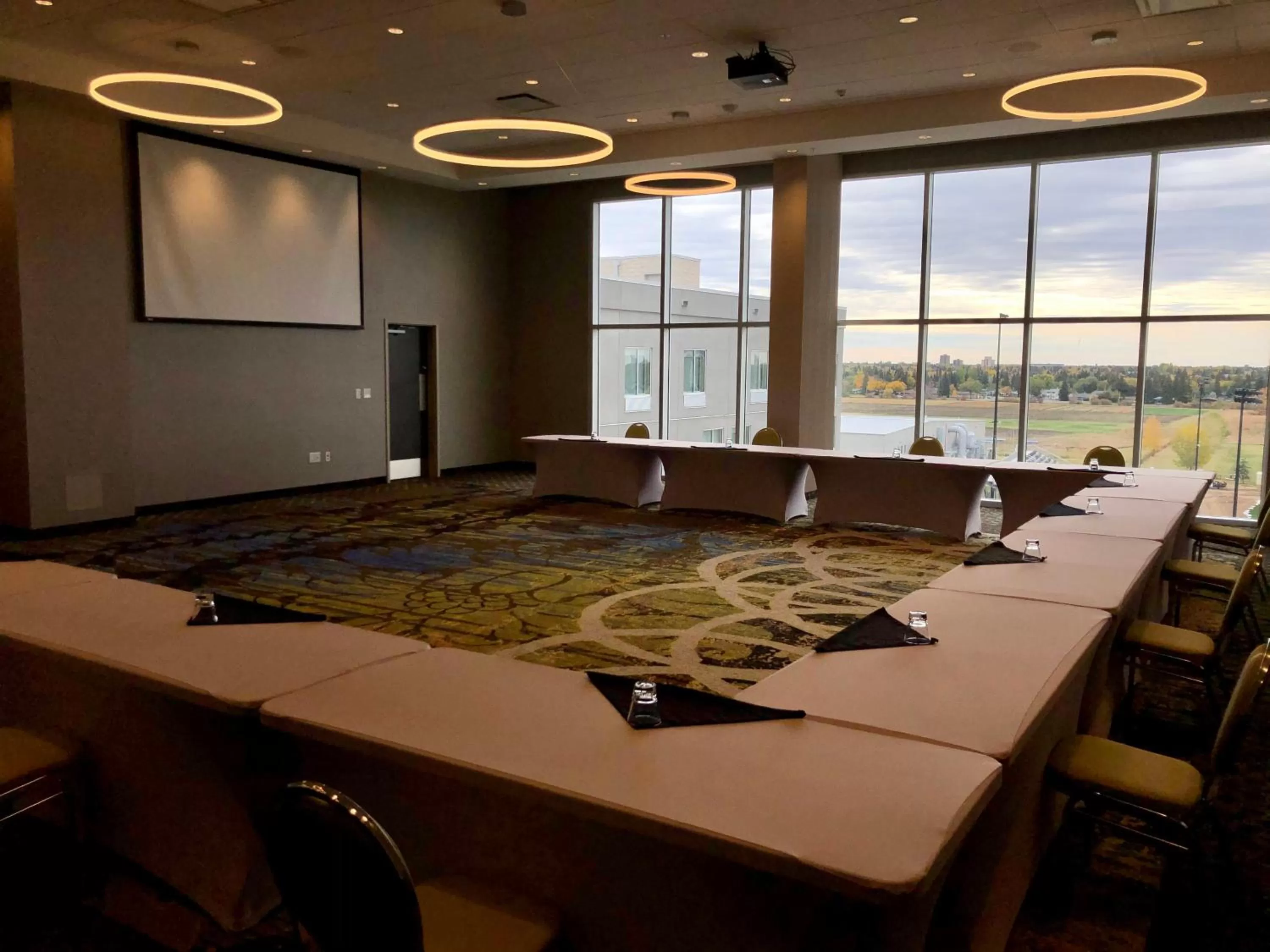 Banquet/Function facilities in Staybridge Suites - Saskatoon - University by IHG