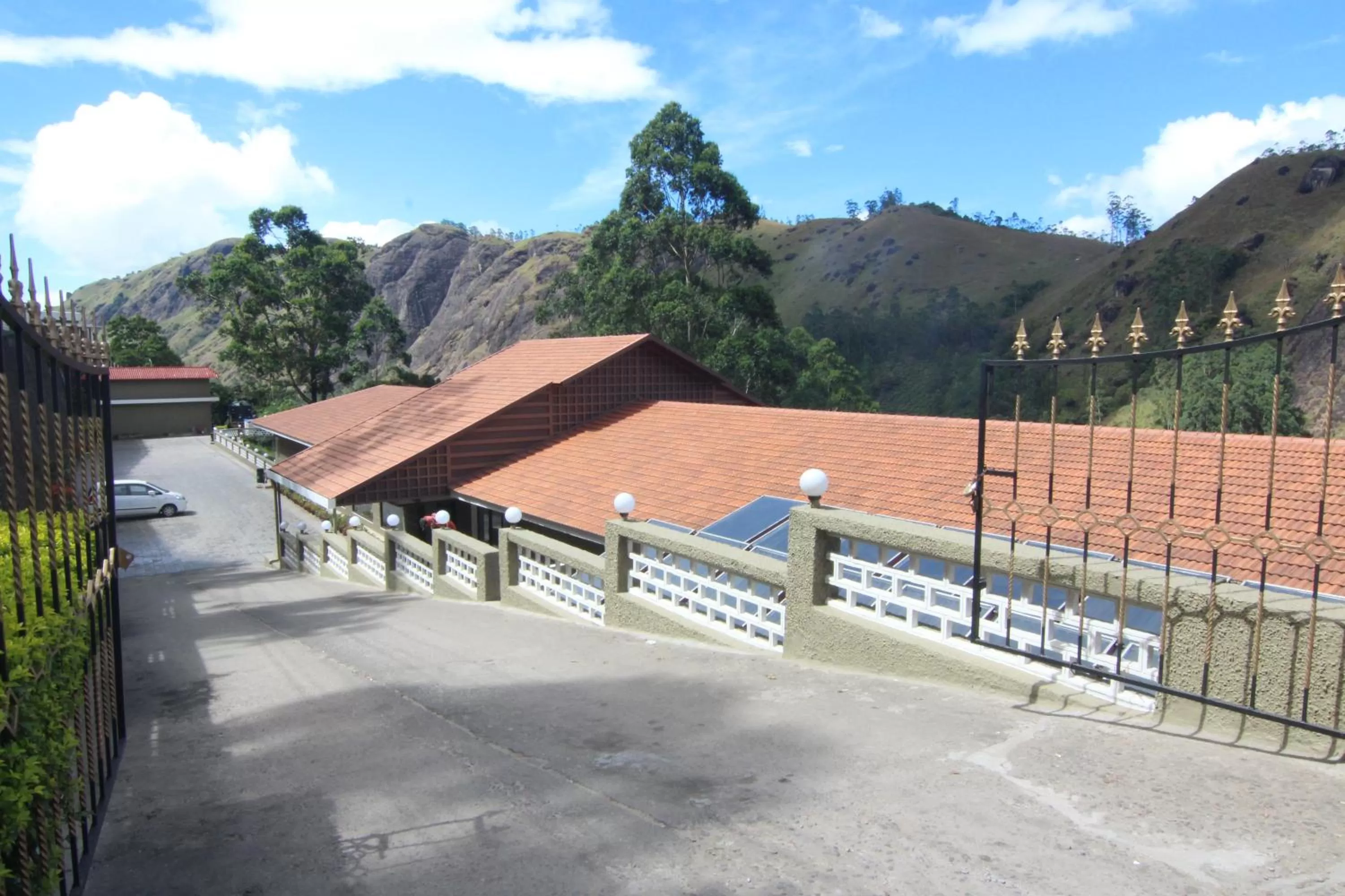 Mountain view in Abad Copper Castle Resort