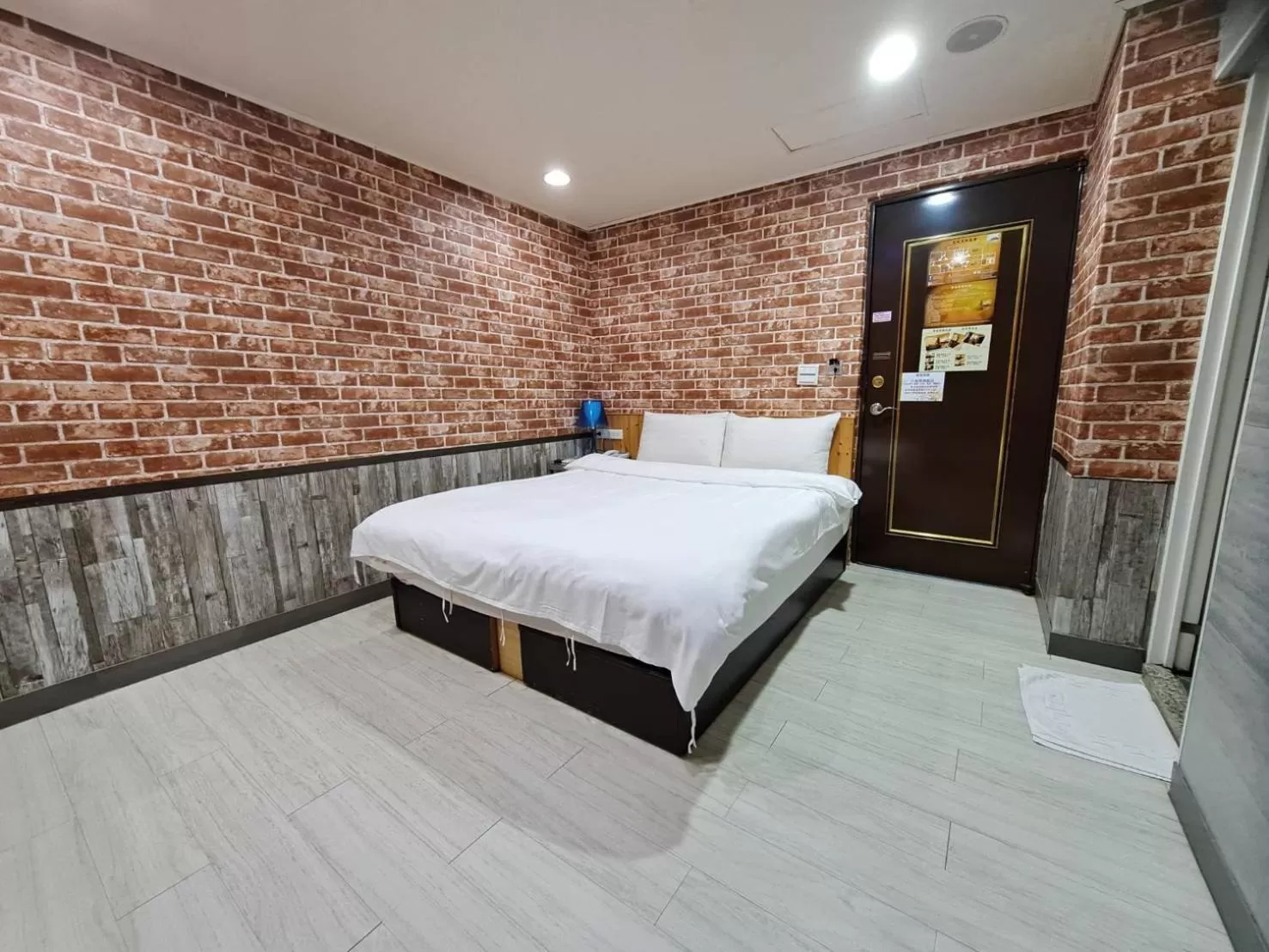 Bed in Bin Chen Business Hotel