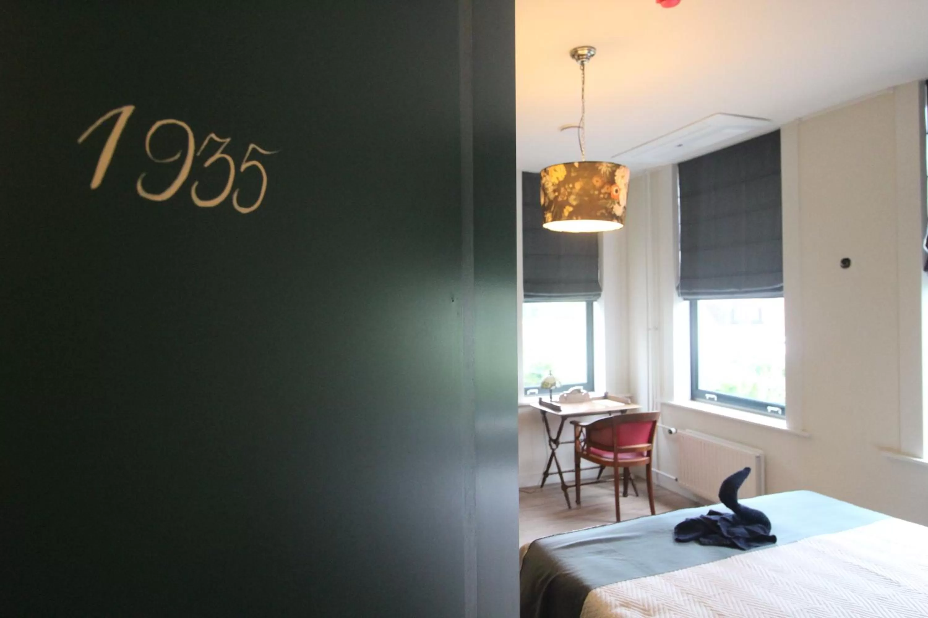 Decorative detail, Bed in Polderhuis Bed & Breakfast