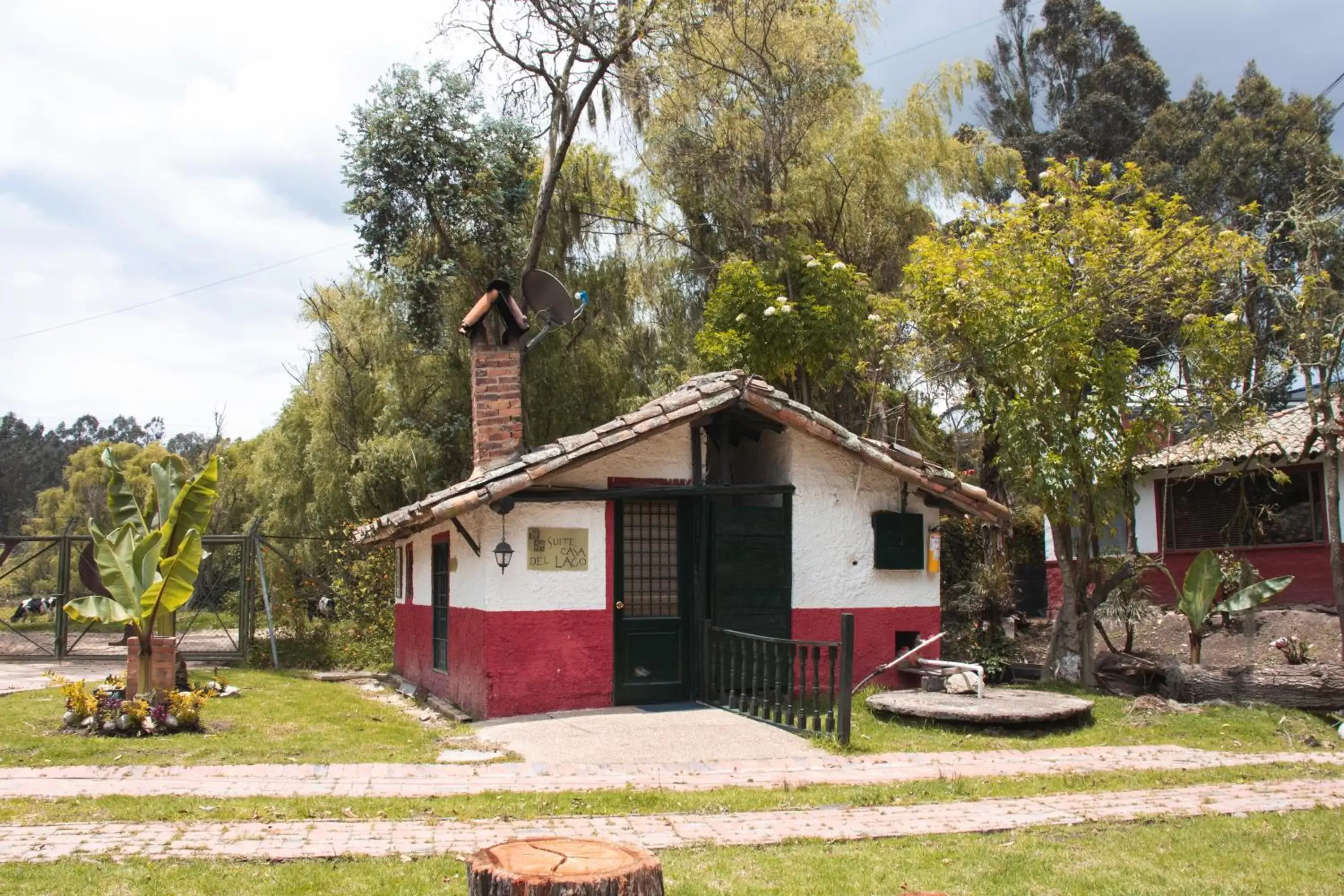 Deluxe Suite in Hotel y Centro de Convenciones Pueblito de Yerbabuena Paraíso Natural Deluxe Suite in Hotel y Centro de Convenciones Pueblito de Yerbabuena Paraíso Natural