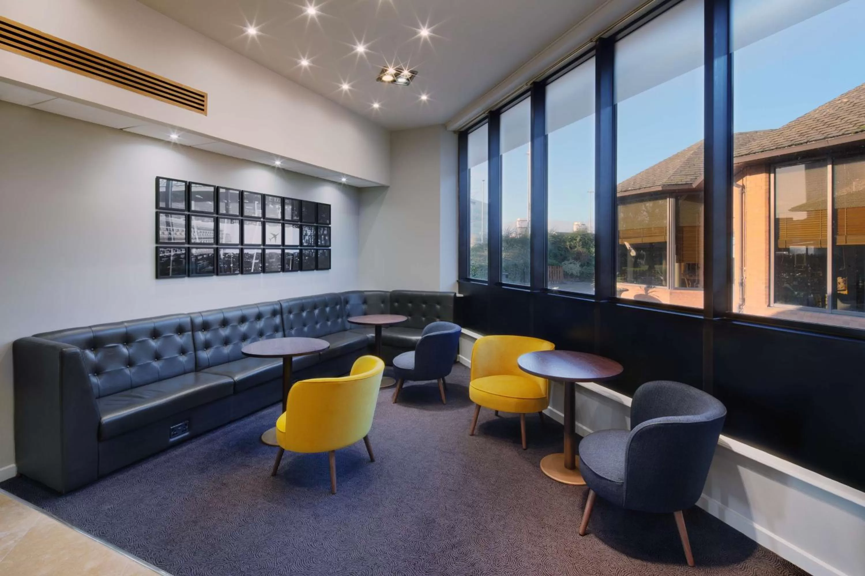 Property building in DoubleTree by Hilton Manchester Airport