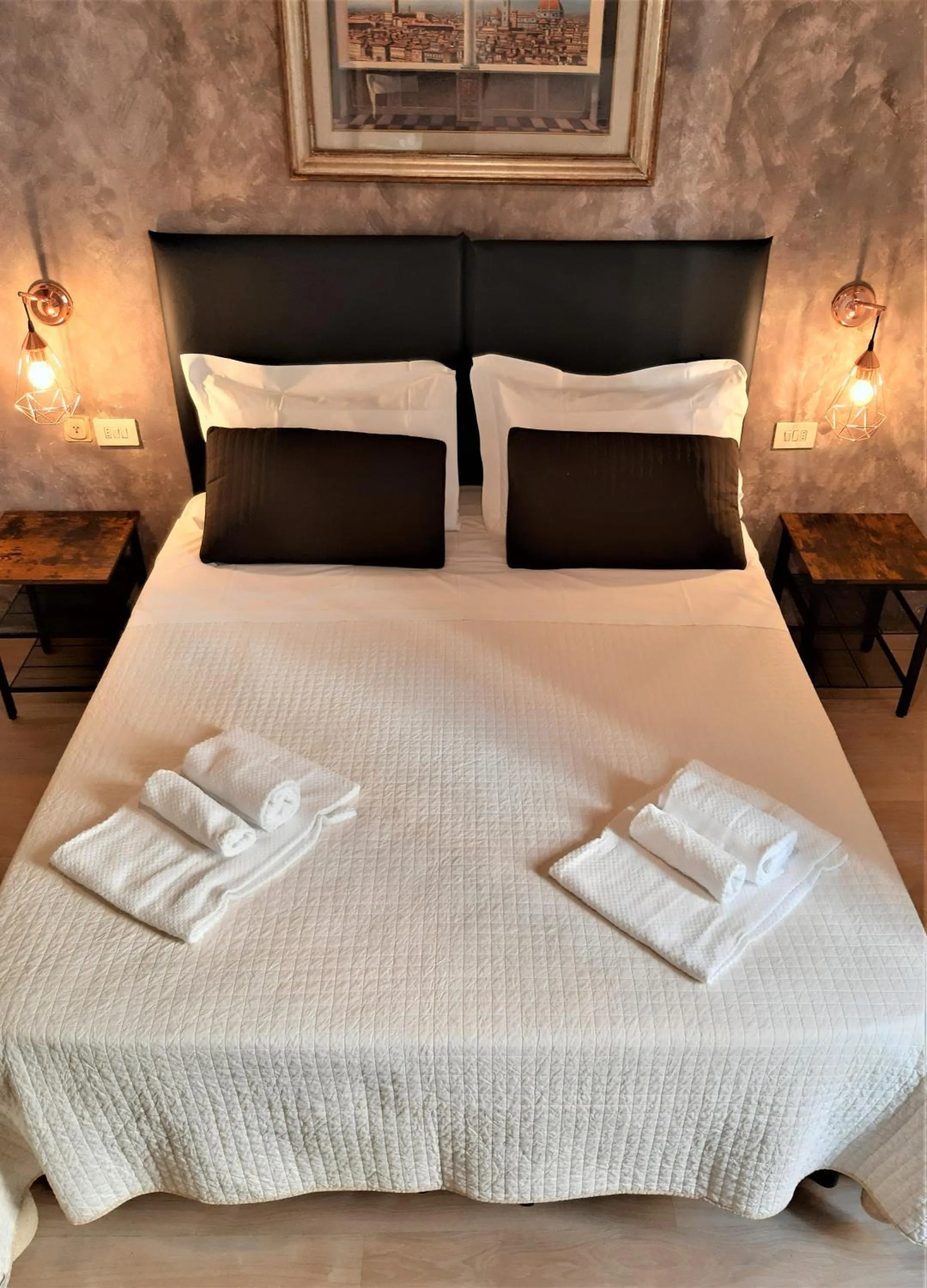 Bed in Hotel Victoria