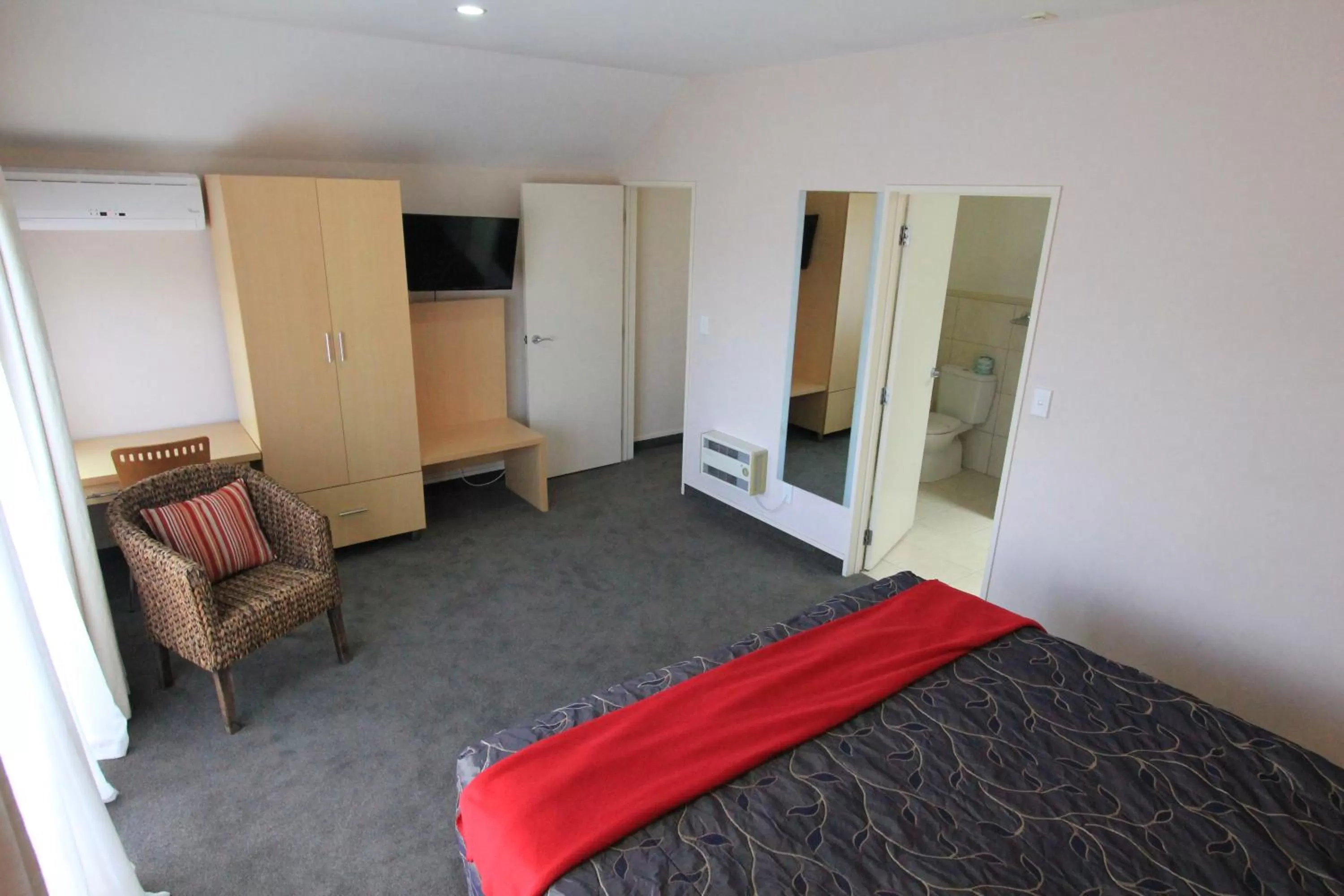 Bedroom in Voyager Apartments Taupo