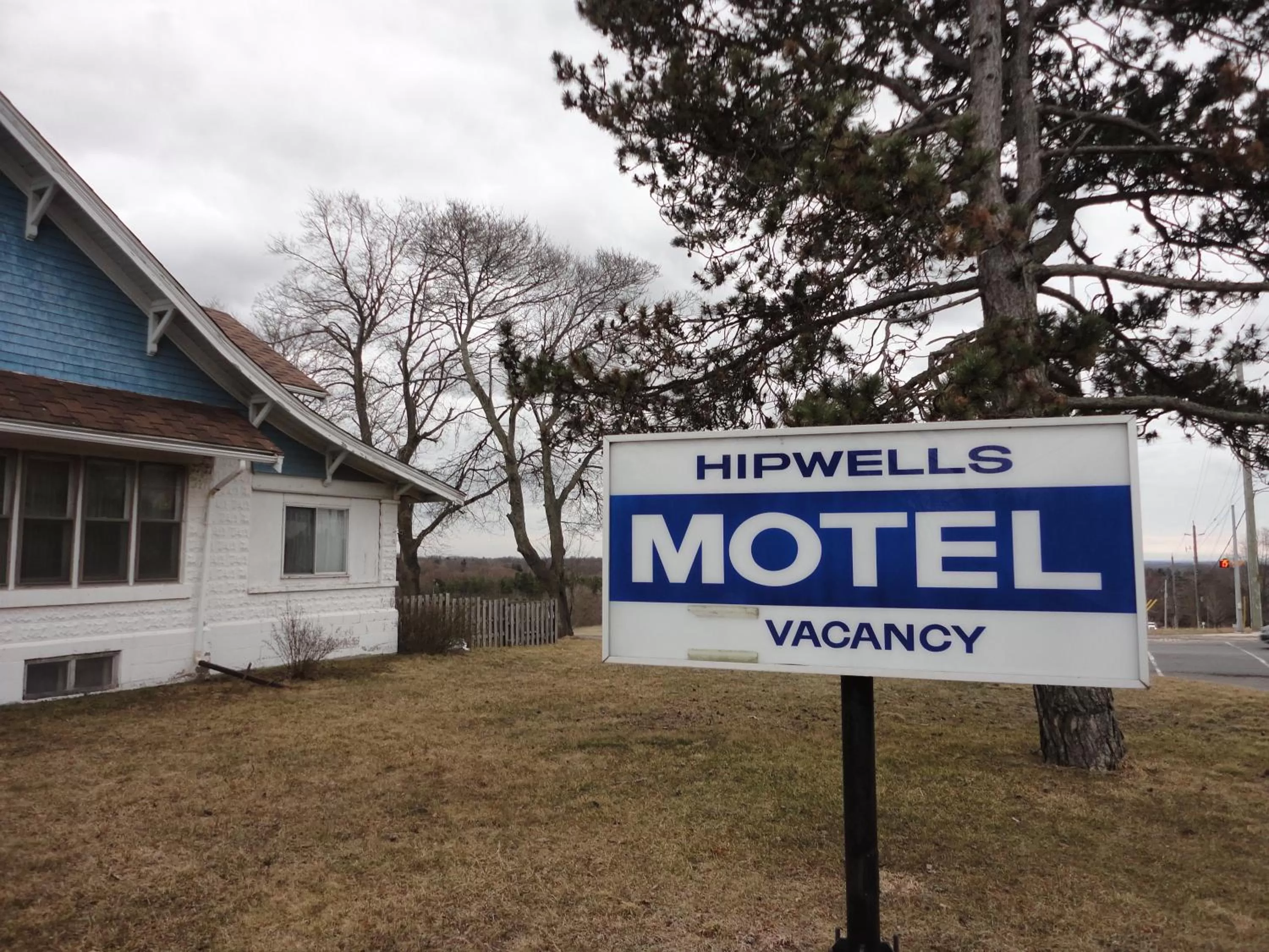 Property building in Hipwell's Motel