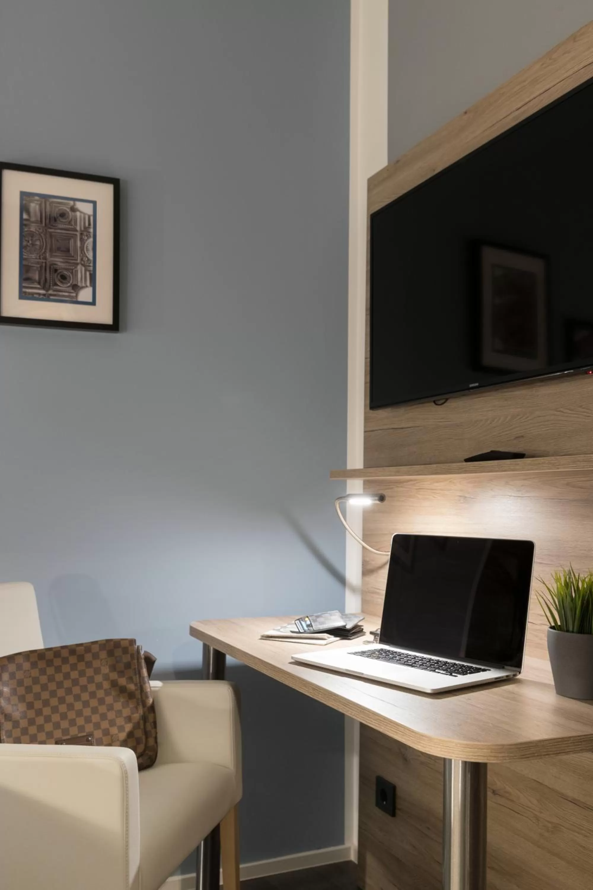 Classic Double Room with River View in Hotel dasPaul