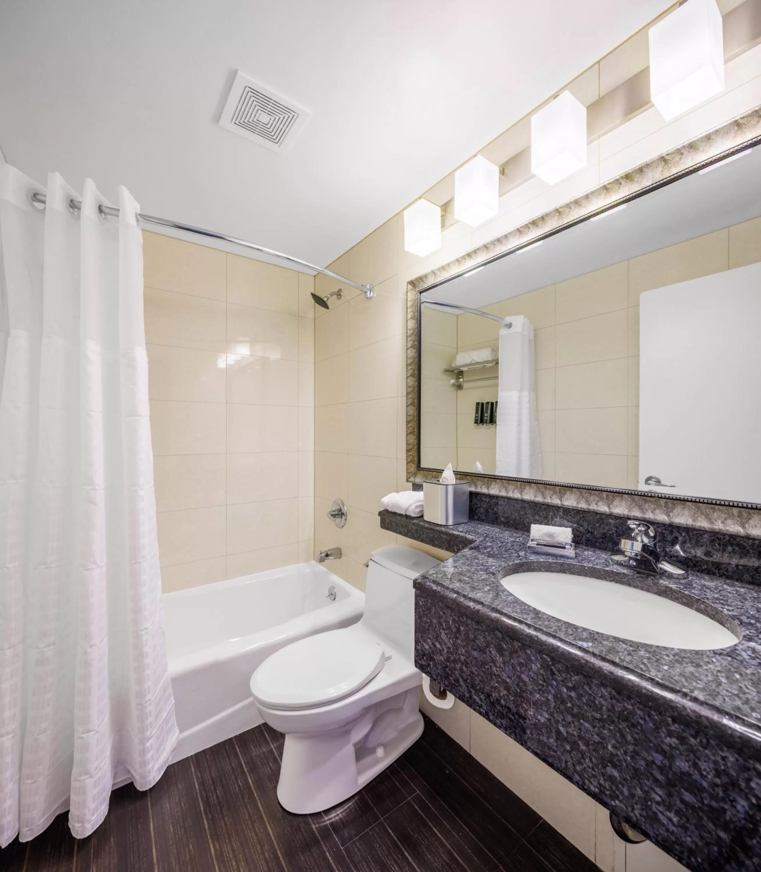 Bathroom in The Lodge Red Hook