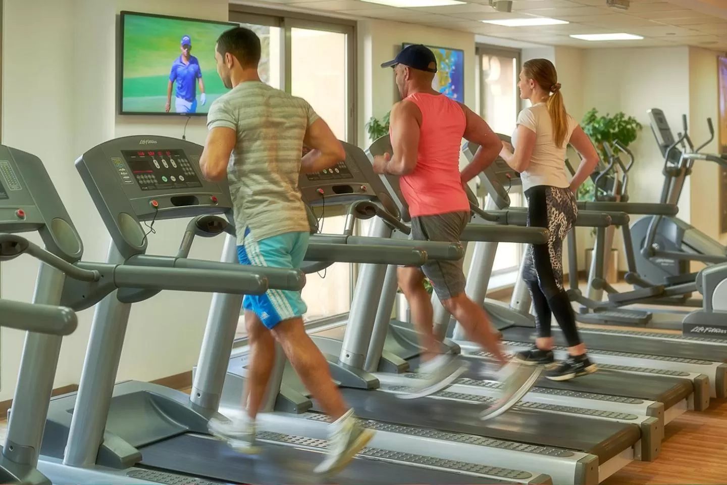 Fitness centre/facilities in Bahi Ajman Palace Hotel