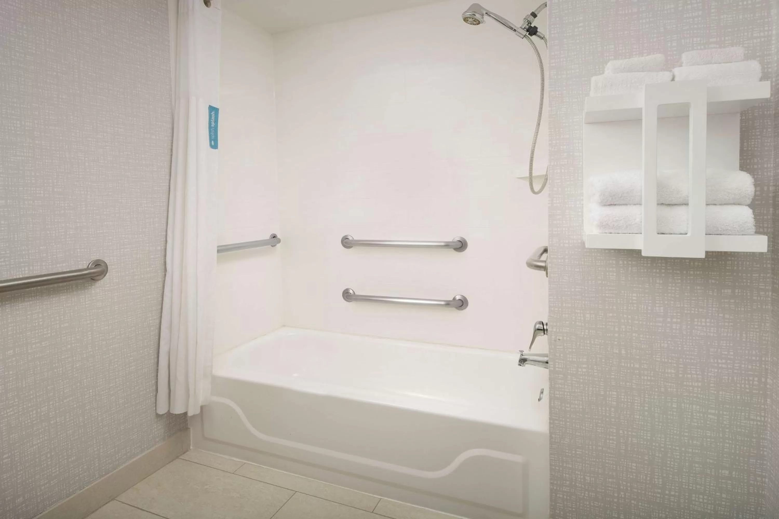 Bathroom in Hampton Inn College Park