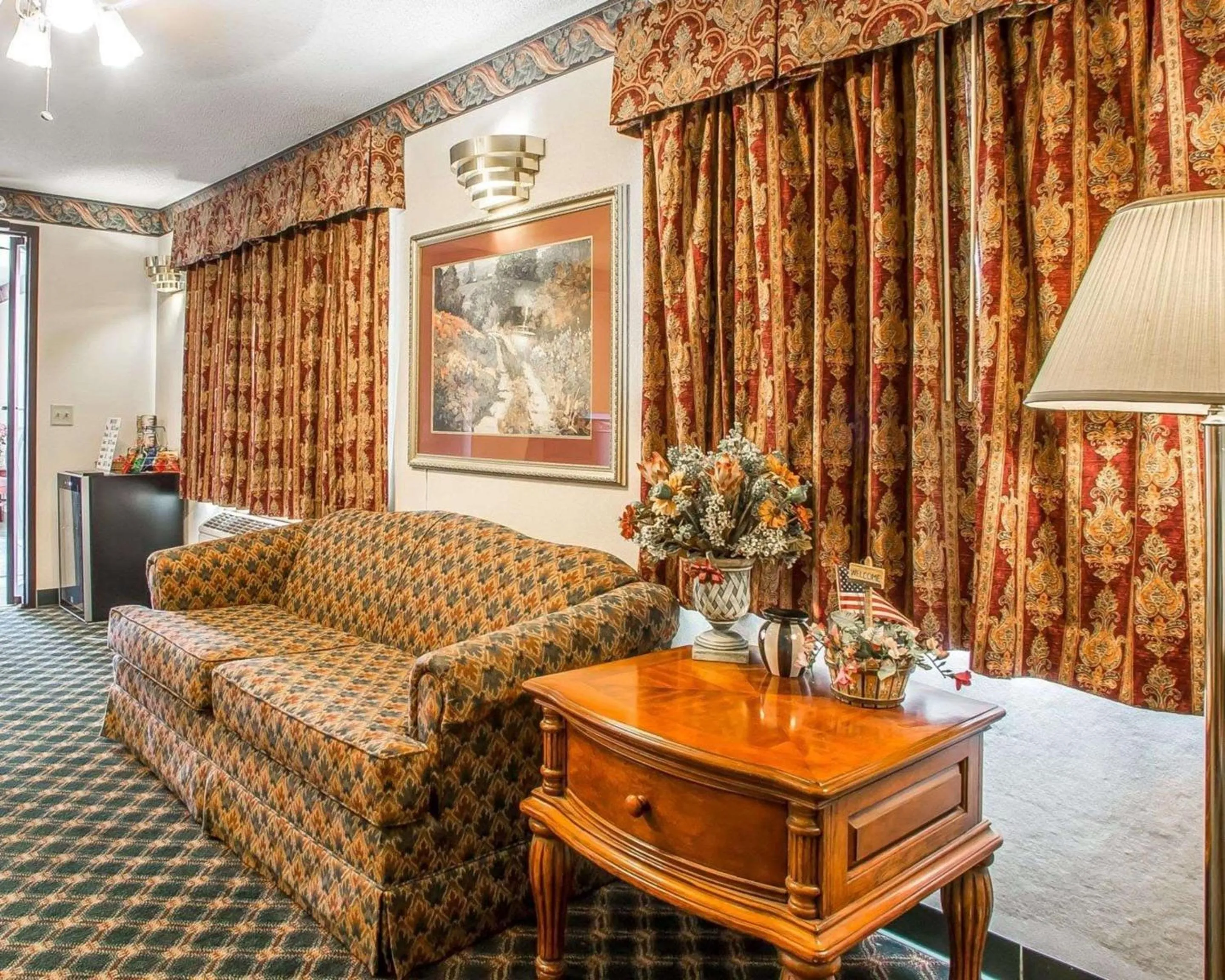 Lobby or reception in Rodeway Inn Montpelier