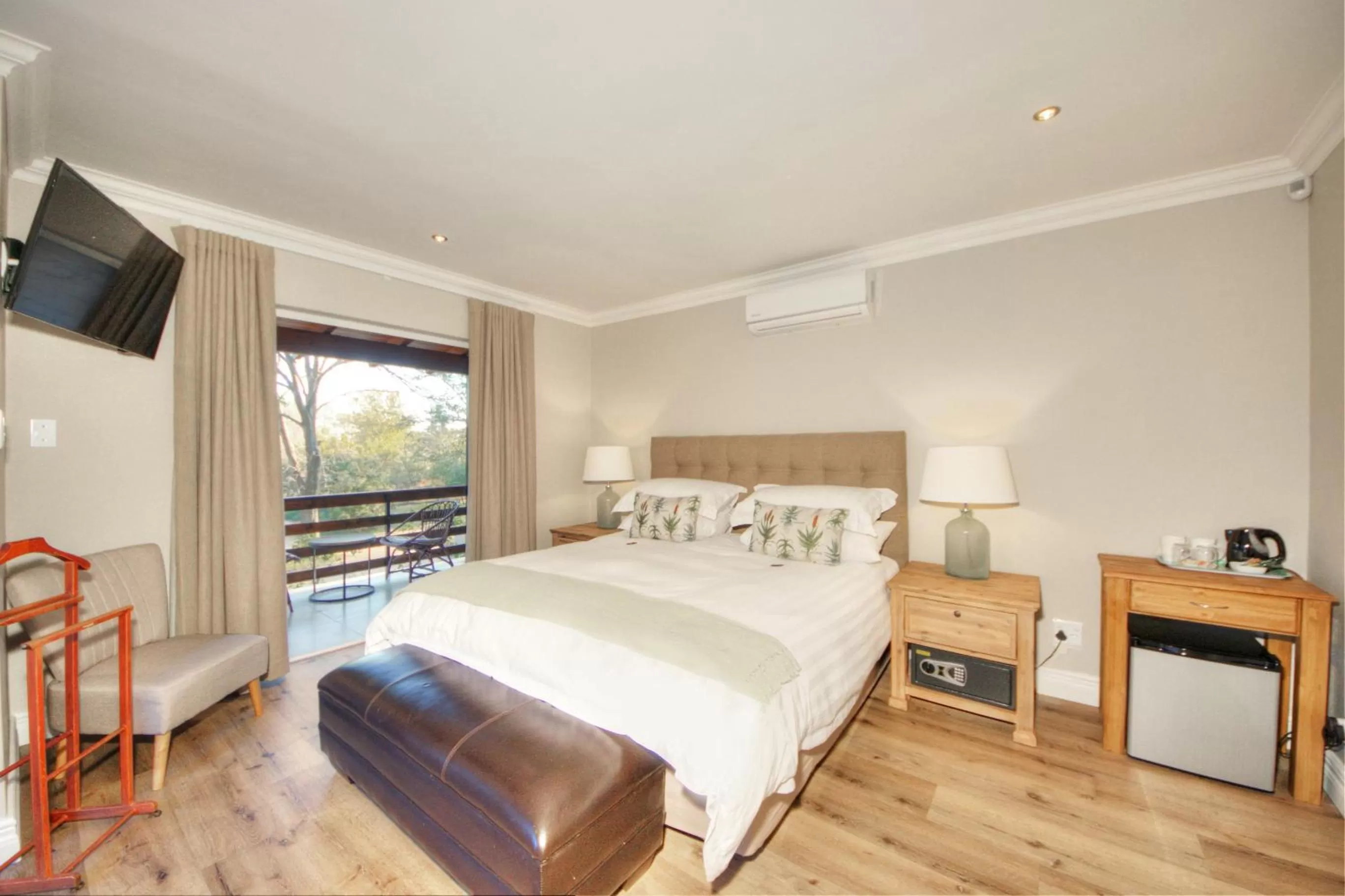 Balcony/Terrace, Bed in Amberhall Guesthouse