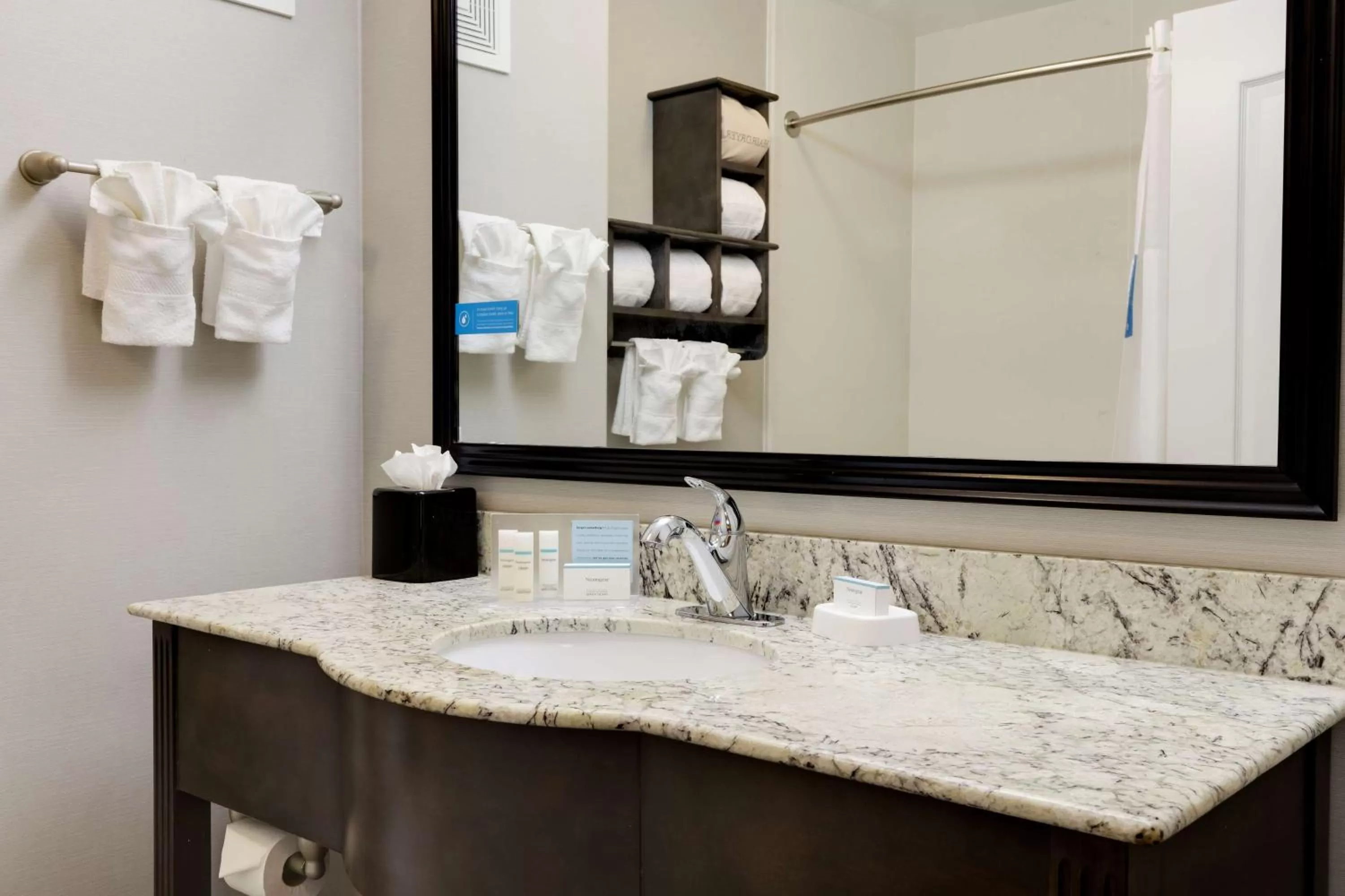 Bathroom in Hampton Inn & Suites Temecula