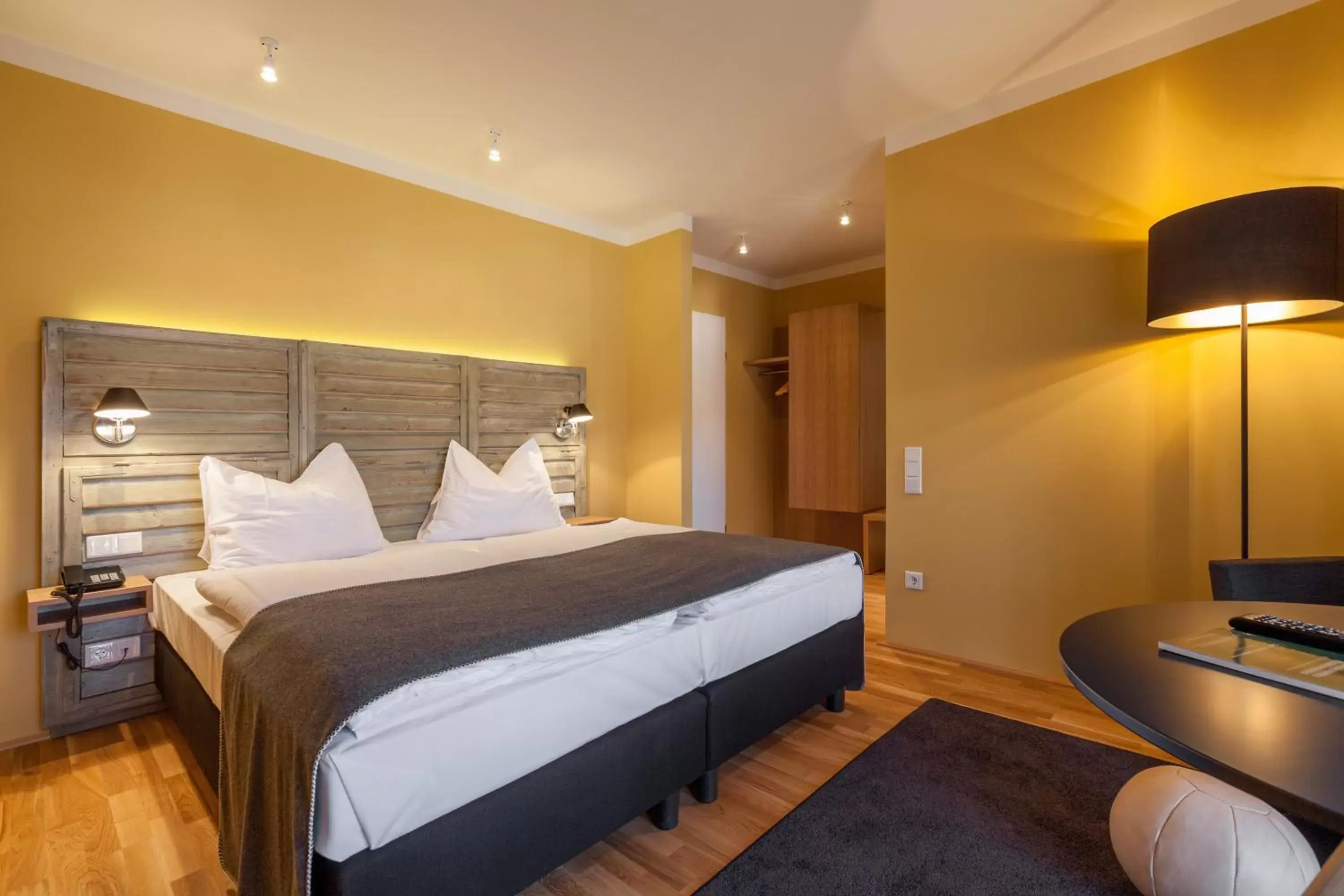 Standard Double Room - Meierhof Building in Hotel Schloss Leopoldskron Standard Double Room - Meierhof Building in Hotel Schloss Leopoldskron