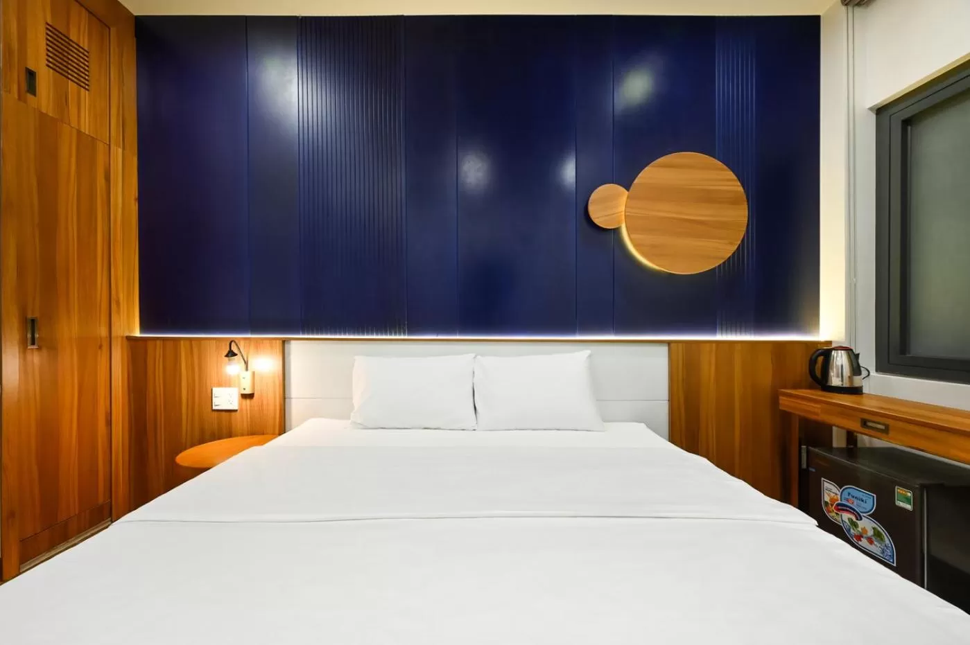 Photo of the whole room, Bed in Lotus Airport Hotel Saigon