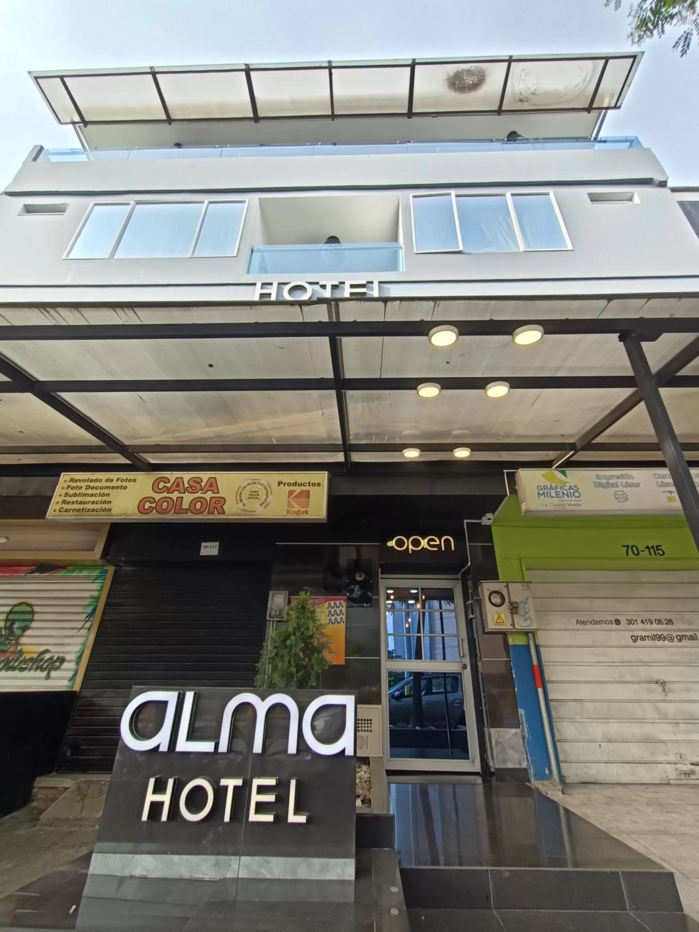 Facade/entrance, Property Building in Hotel Aura Medellin
