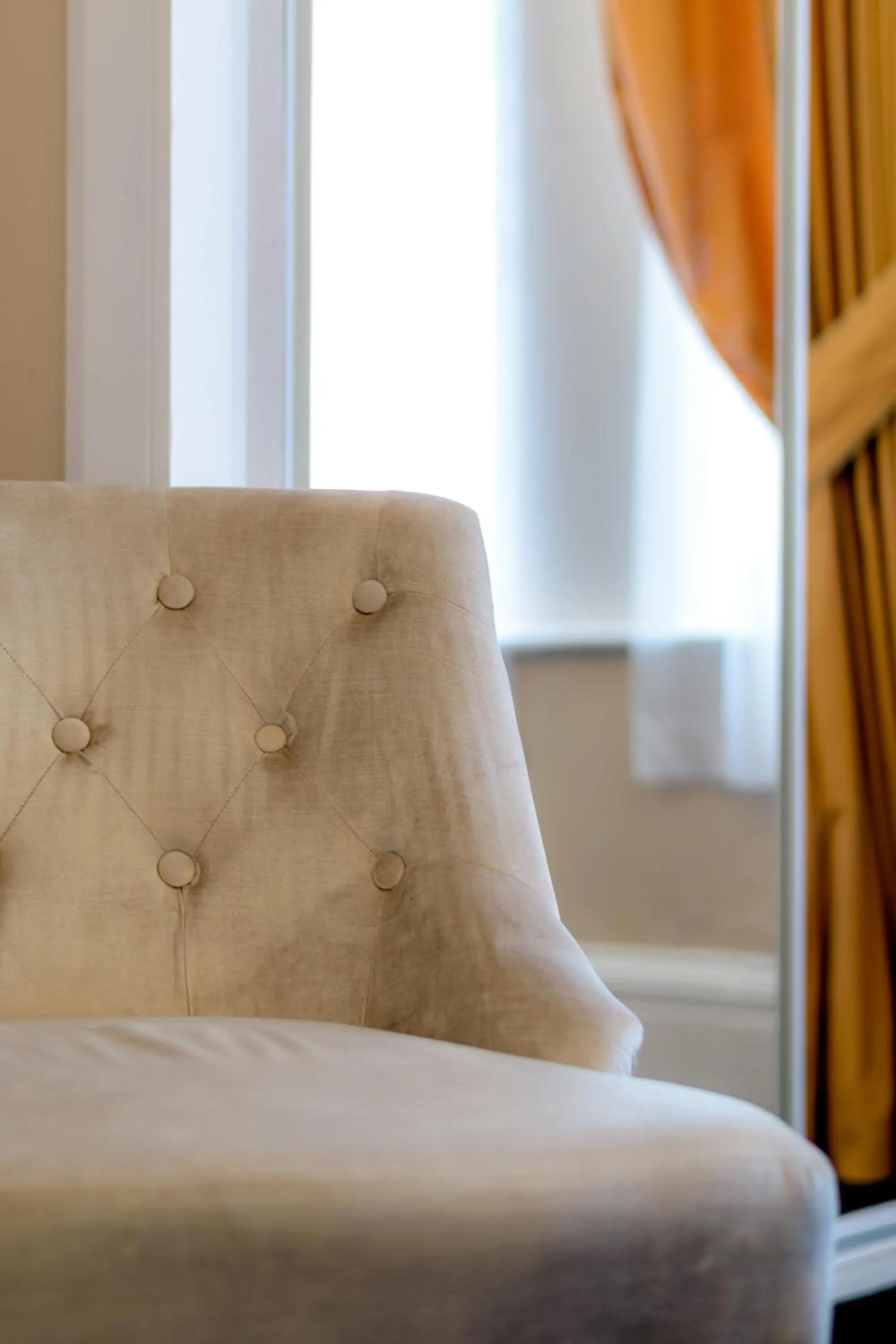 King Room with Private Bathroom in The Montana