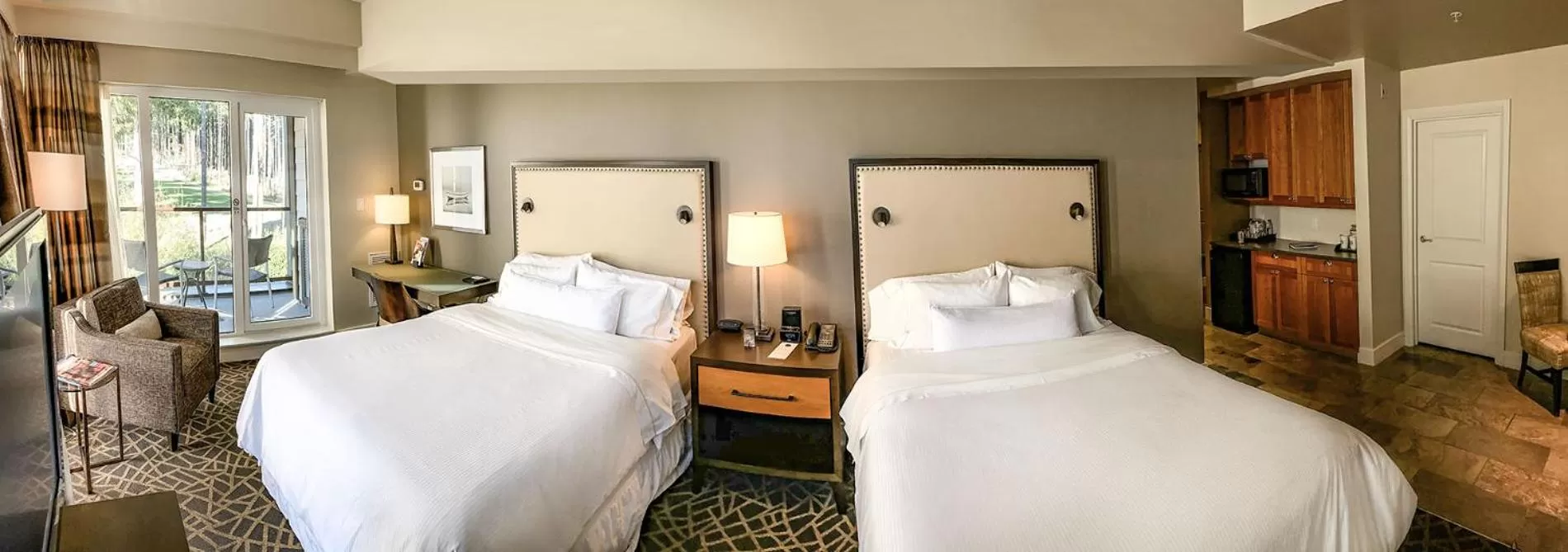 Bed in Fairways Hotel on the Mountain