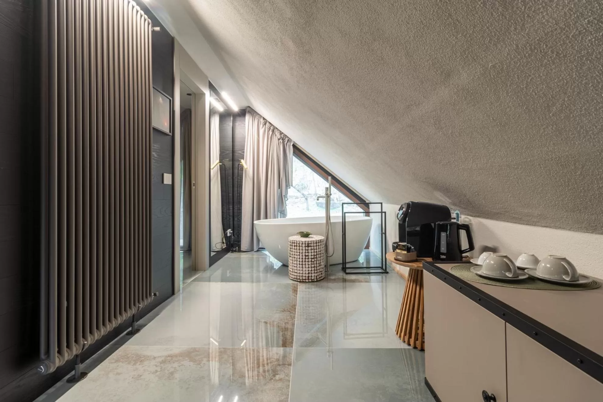 Hot Tub in Locanda Milia Etna