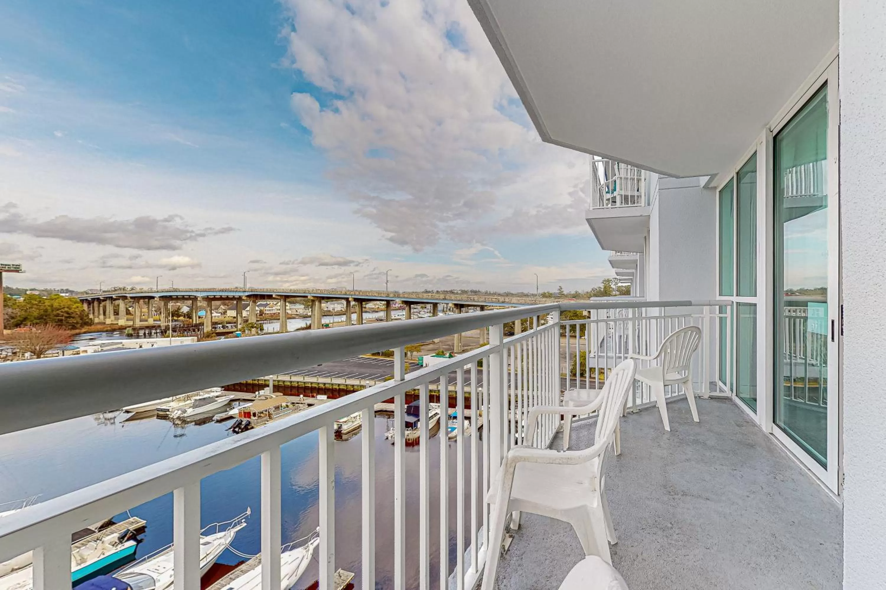 Balcony/Terrace in Harbourgate Marina Club