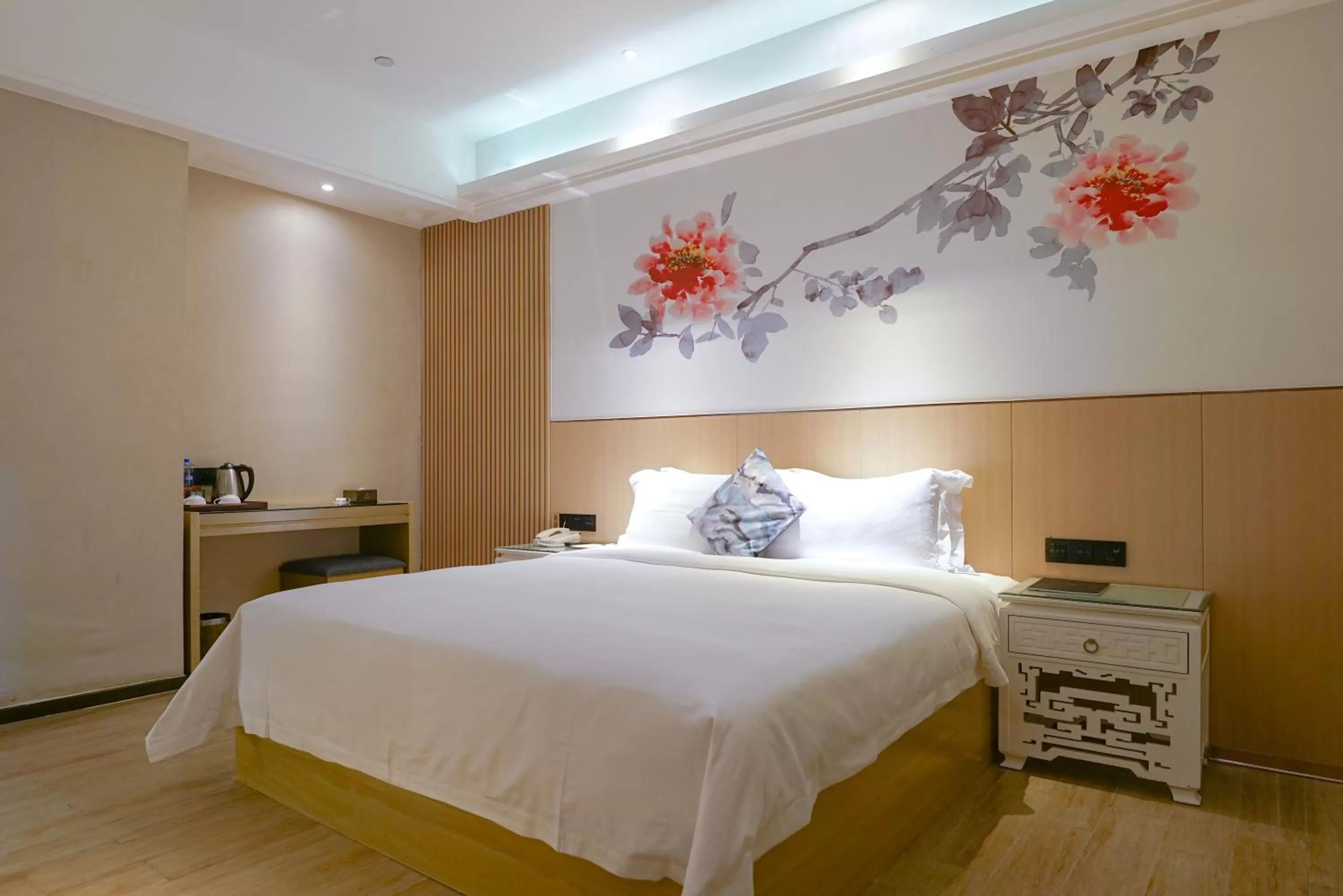 Bed in Paco Hotel Tiyuxilu Metro Guangzhou-Free Shuttle Bus fir Canton Fair