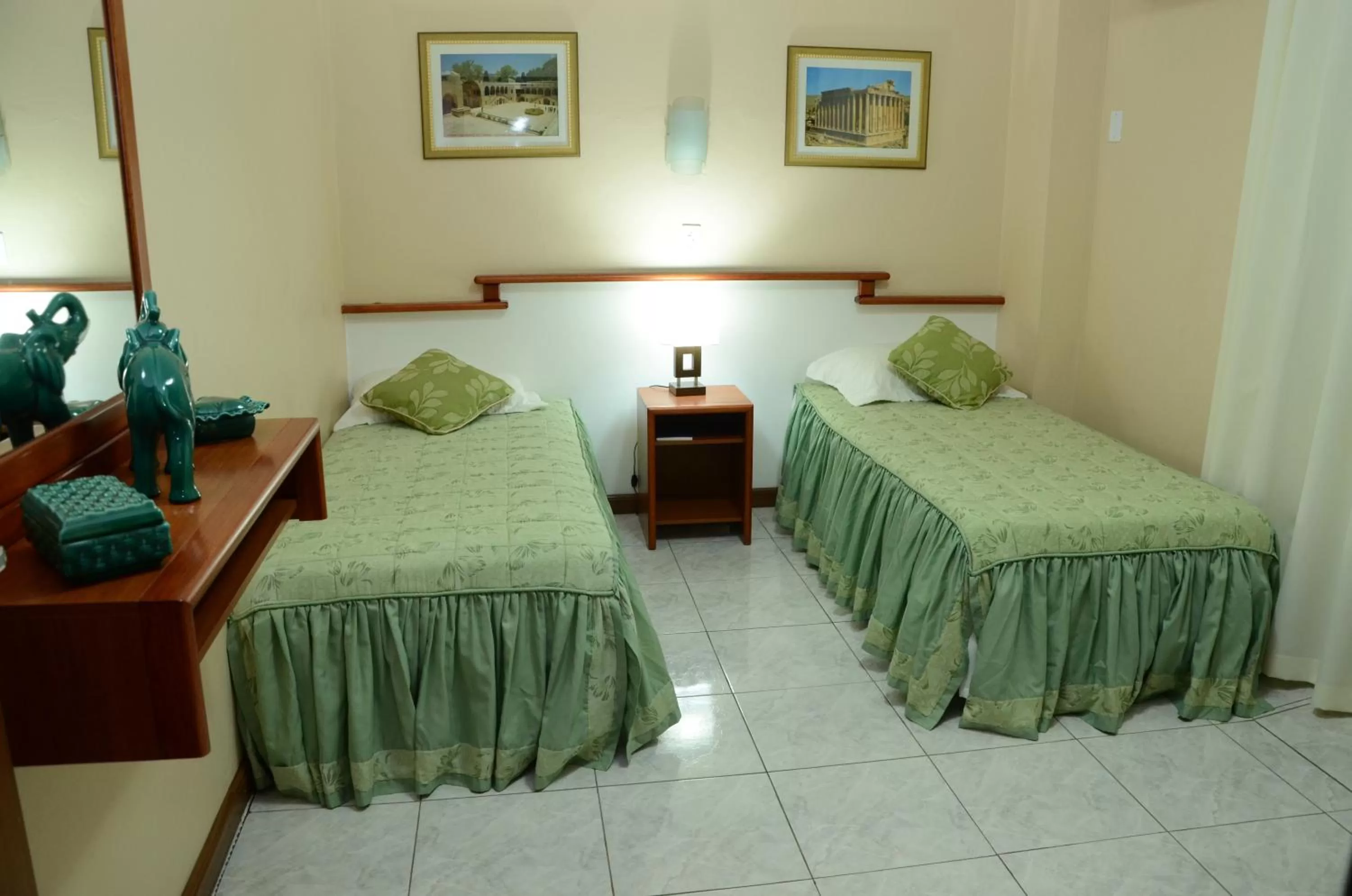 Photo of the whole room, Bed in Fares Turis Hotel