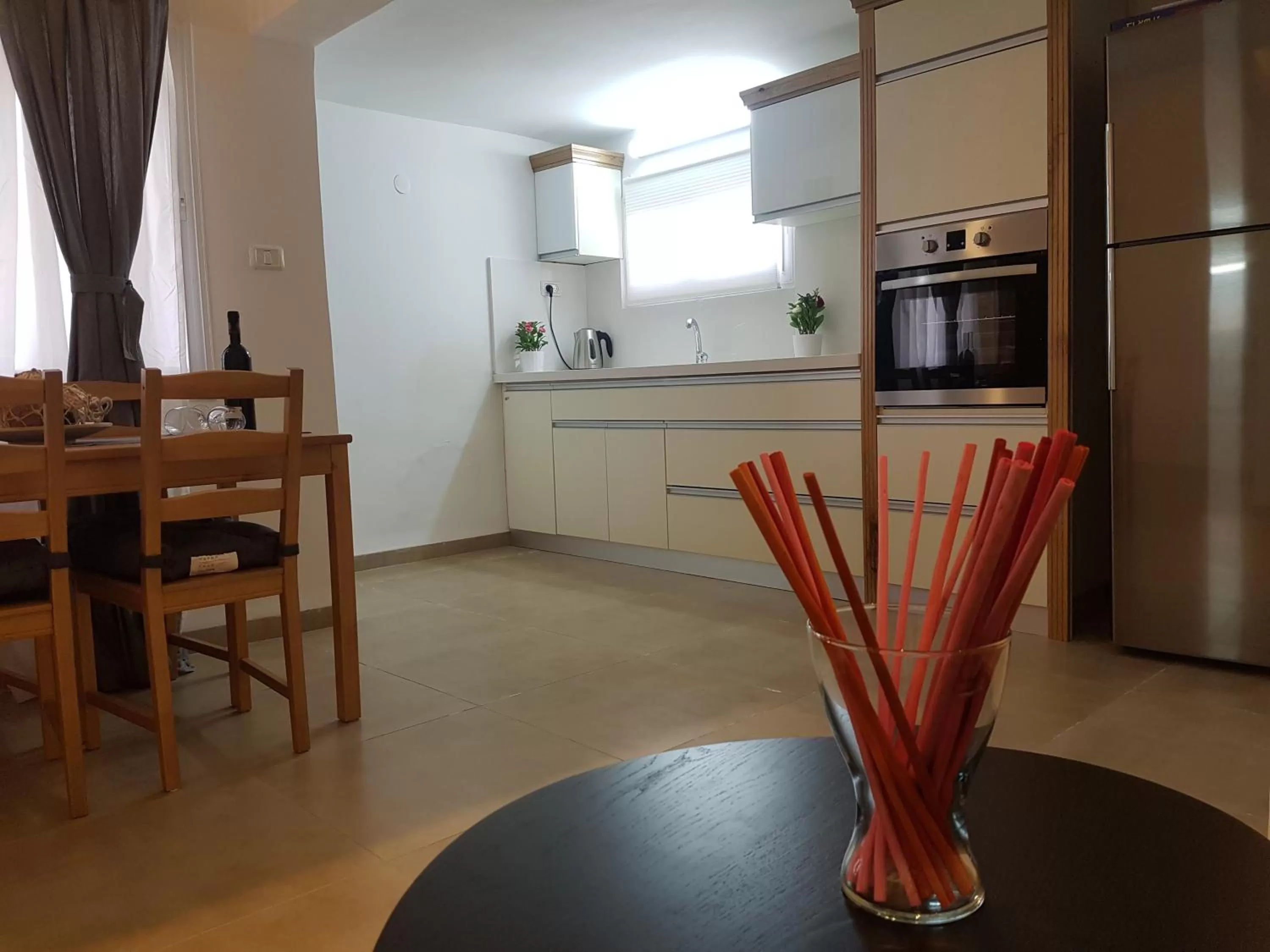 Kitchen or kitchenette in אבני החושן- Avnei Hoshen