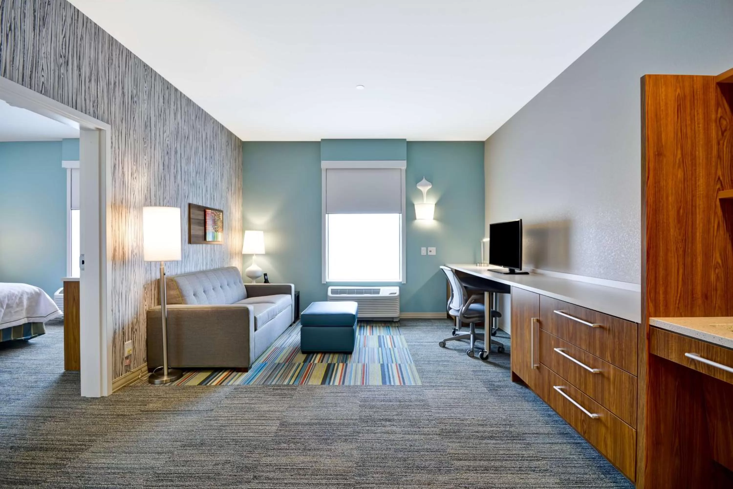 Bedroom, Bed in Home2 Suites By Hilton Evansville