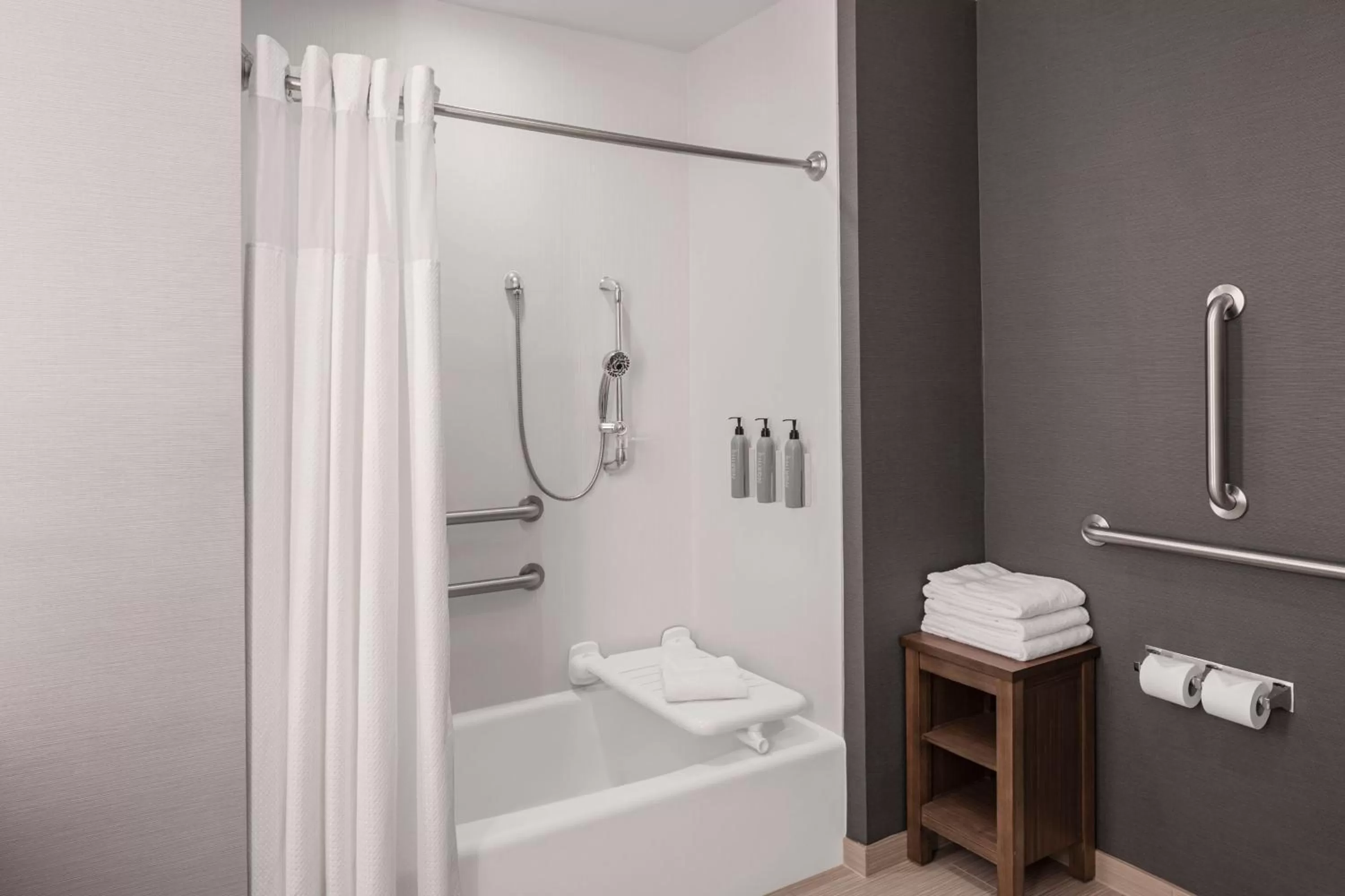 Bathroom in Courtyard by Marriott San Angelo