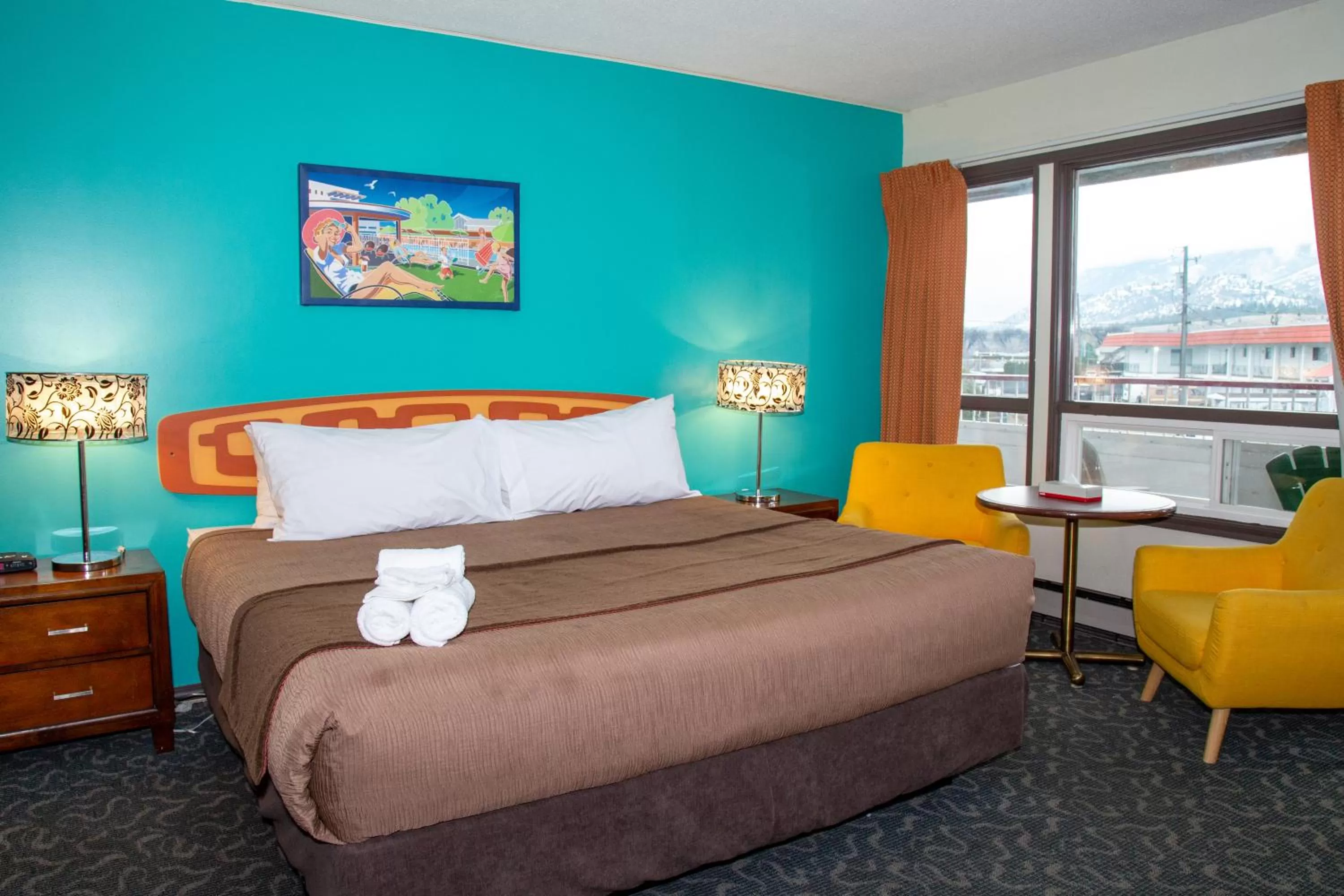 Bed in Bowmont Motel