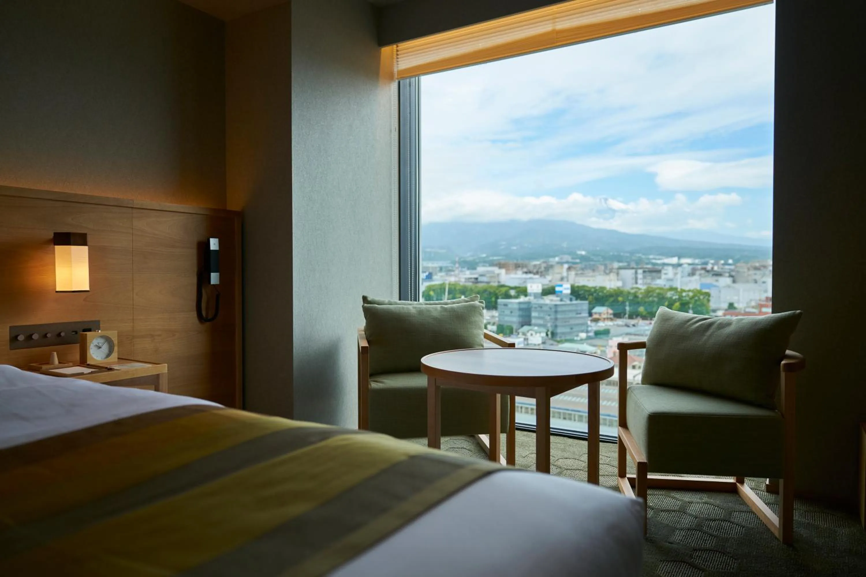 Mountain view, Bed in Fujisan Mishima Tokyu Hotel