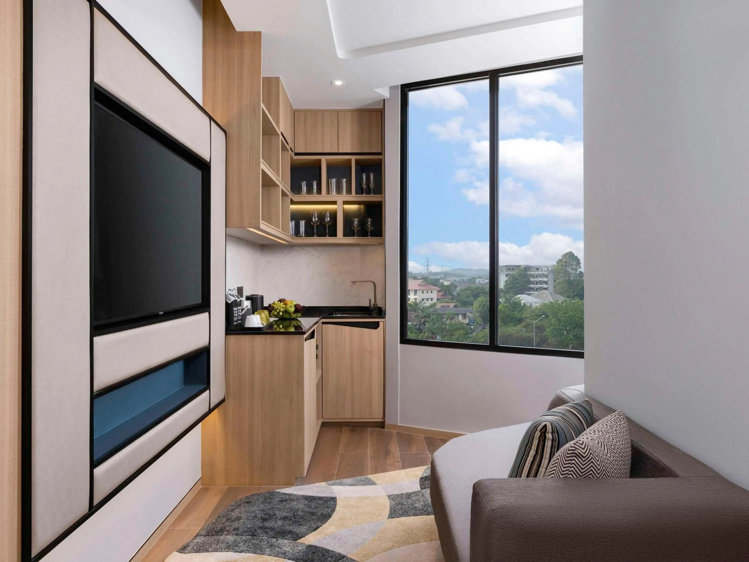 Deluxe King Room with Lounge Access in Novotel Rayong Star Convention Centre