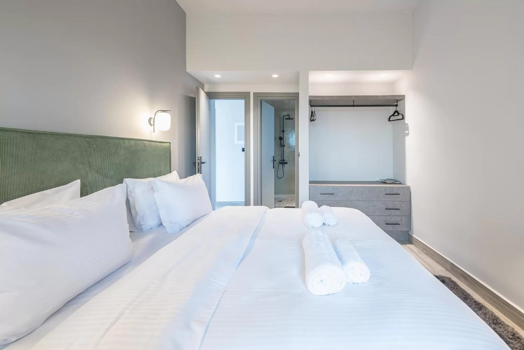 Bed in Snowglory Boutique Hotel