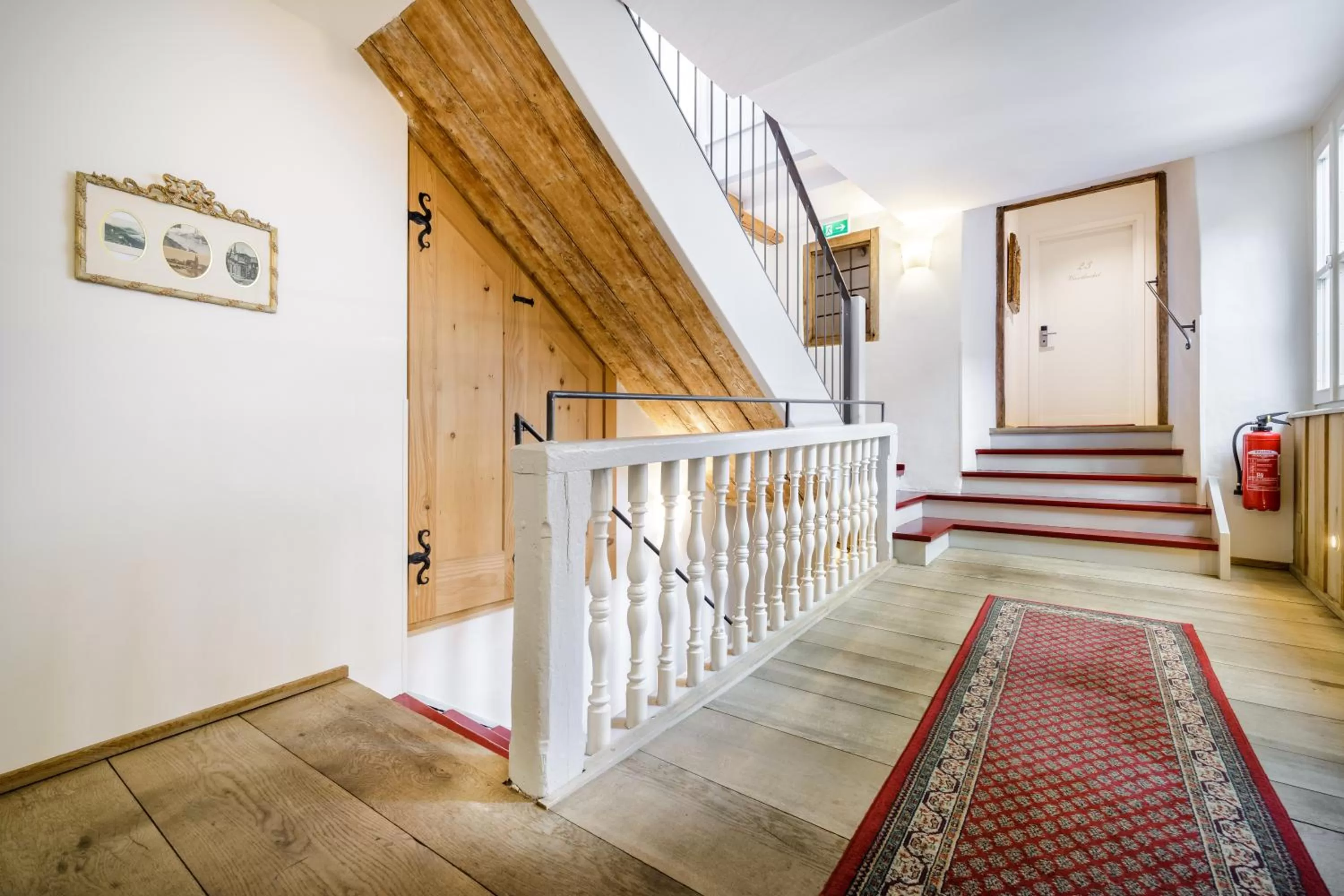 Property building in Chin-Chin Hotel ehemals Bohemian Hotel