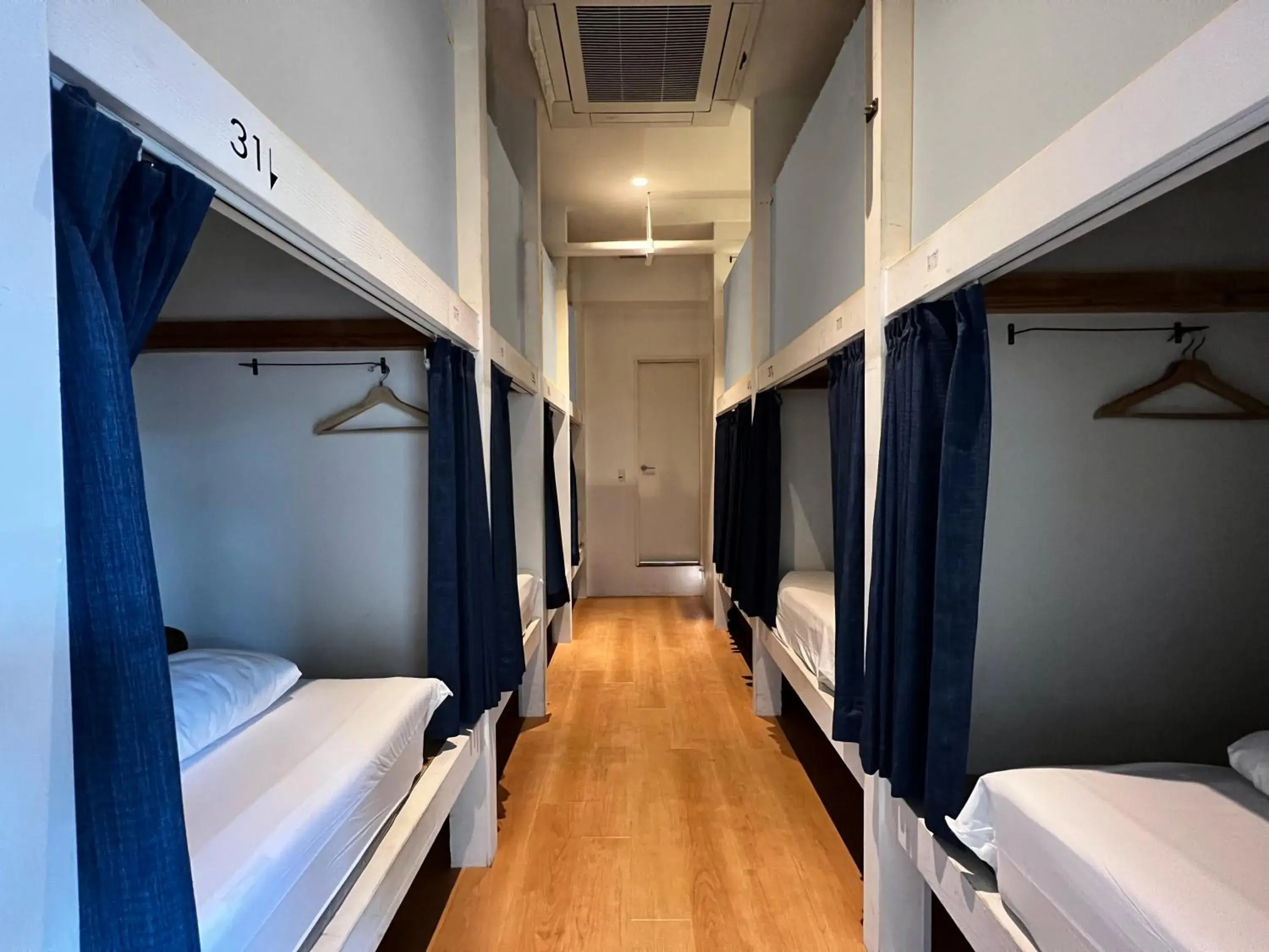 Single Bed in Female Dormitory Room in Blue Hour Kanazawa Single Bed in Female Dormitory Room in Blue Hour Kanazawa