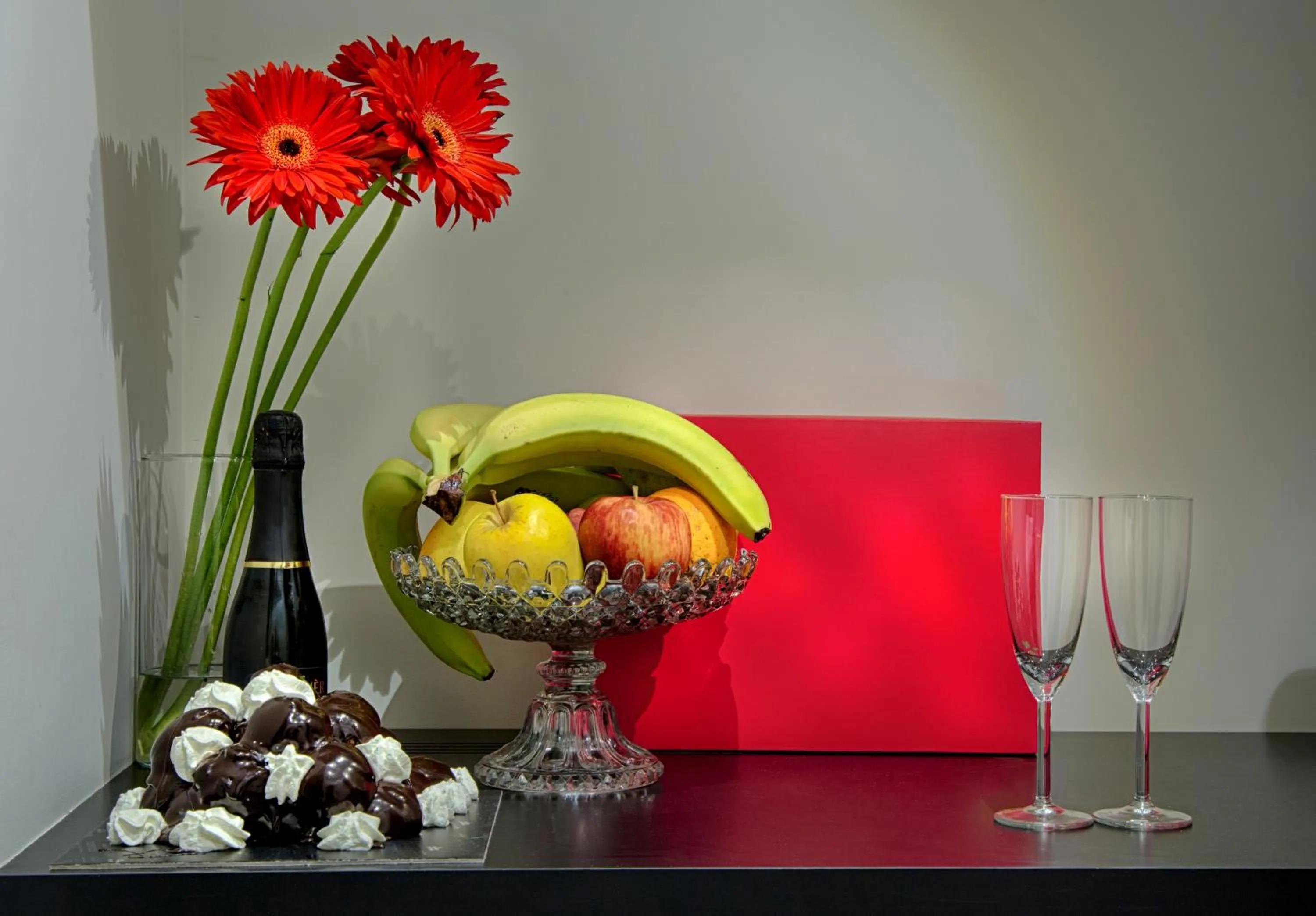 Decorative detail in Casa Pacifico Napoli