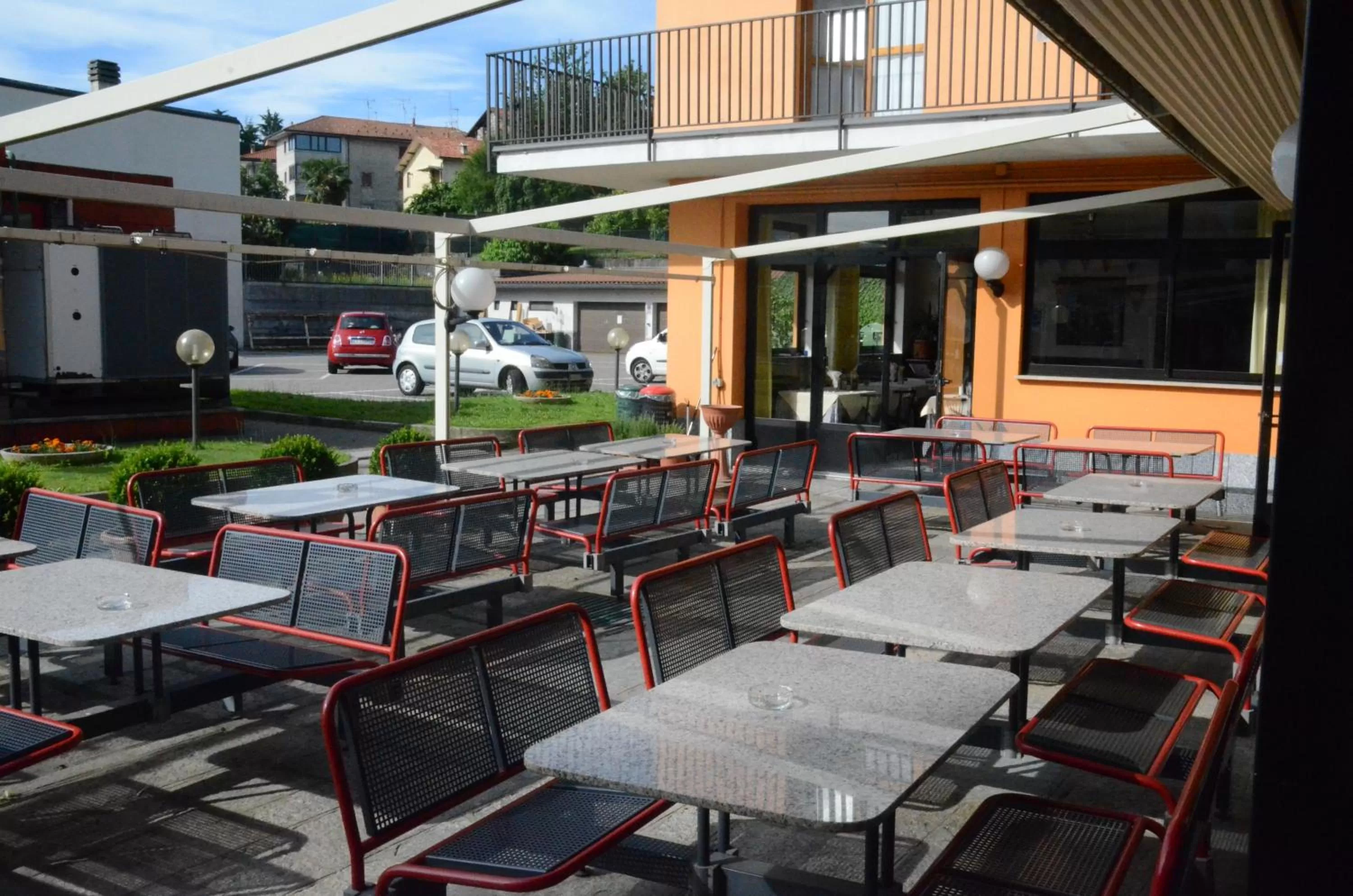 Restaurant/places to eat in Albergo Roma