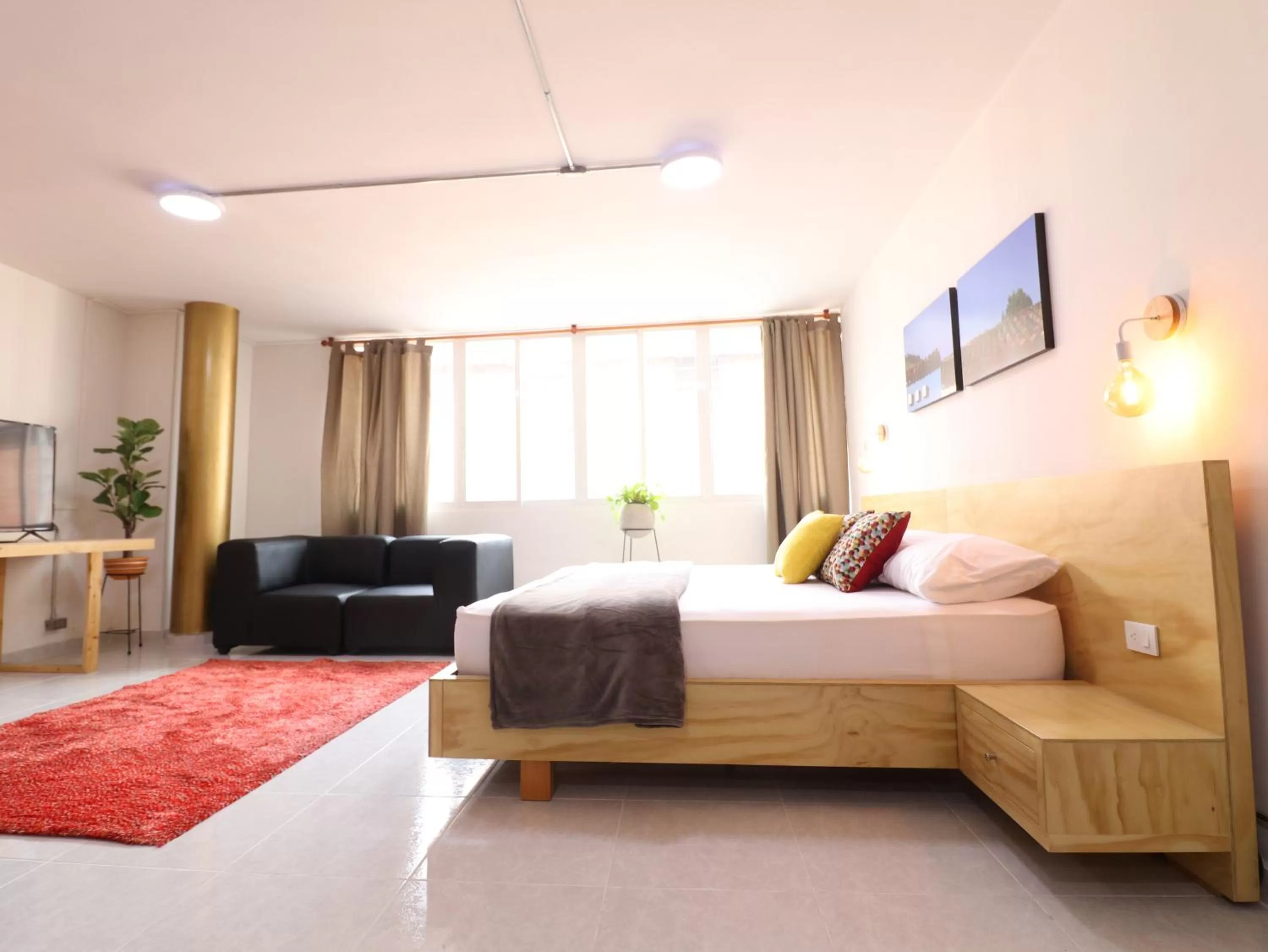 Photo of the whole room in 554 Apartments