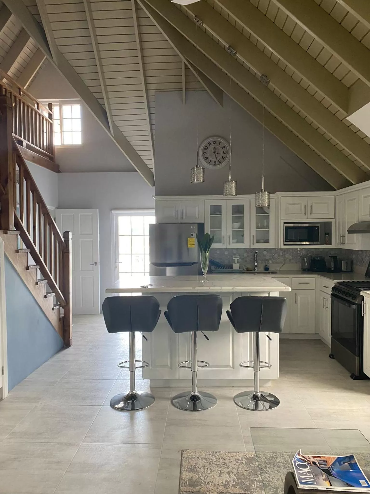 kitchen, Kitchen/Kitchenette in Seacastles by the beach/pool