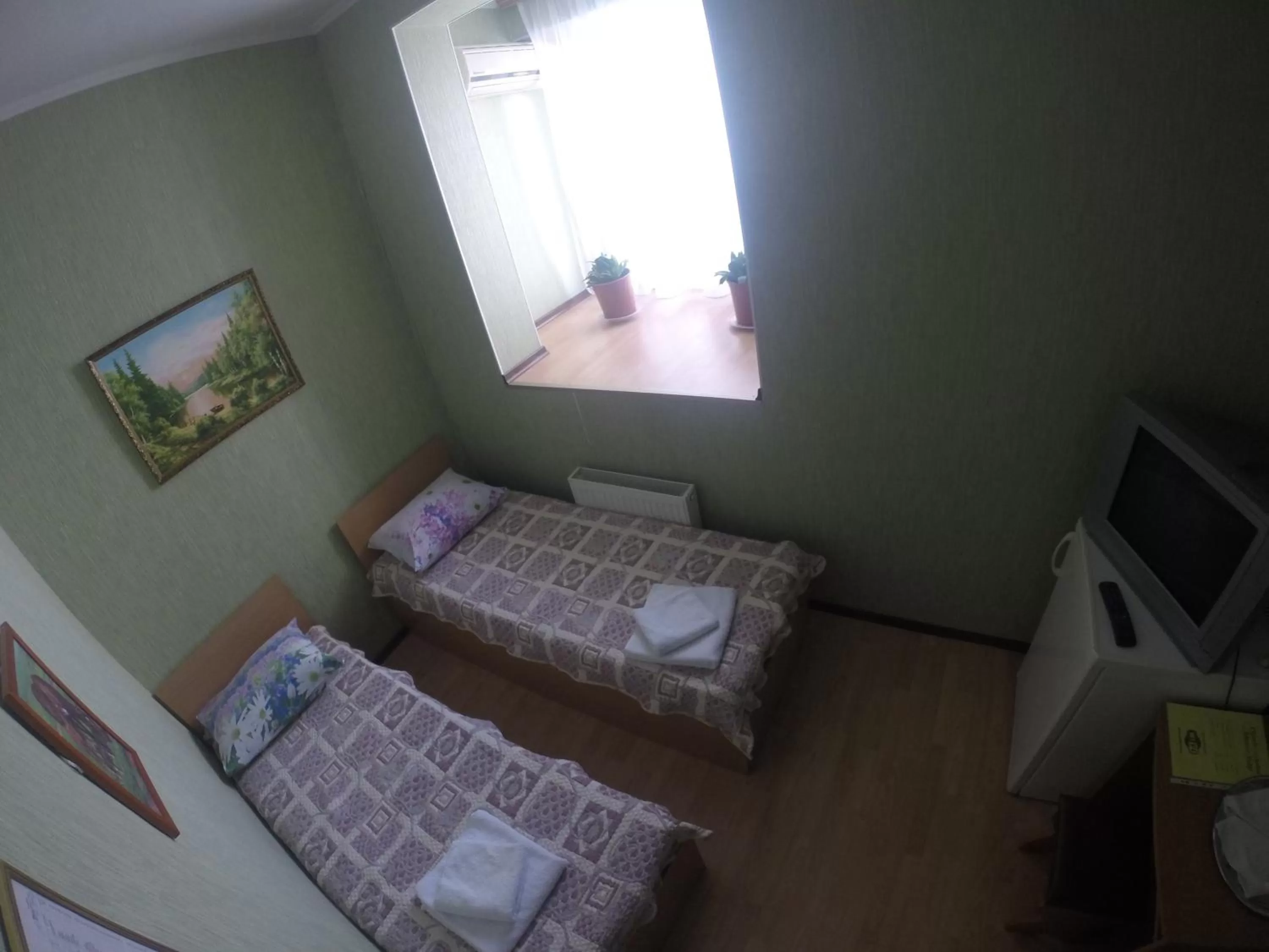 Photo of the whole room, Bed in Galian Hotel
