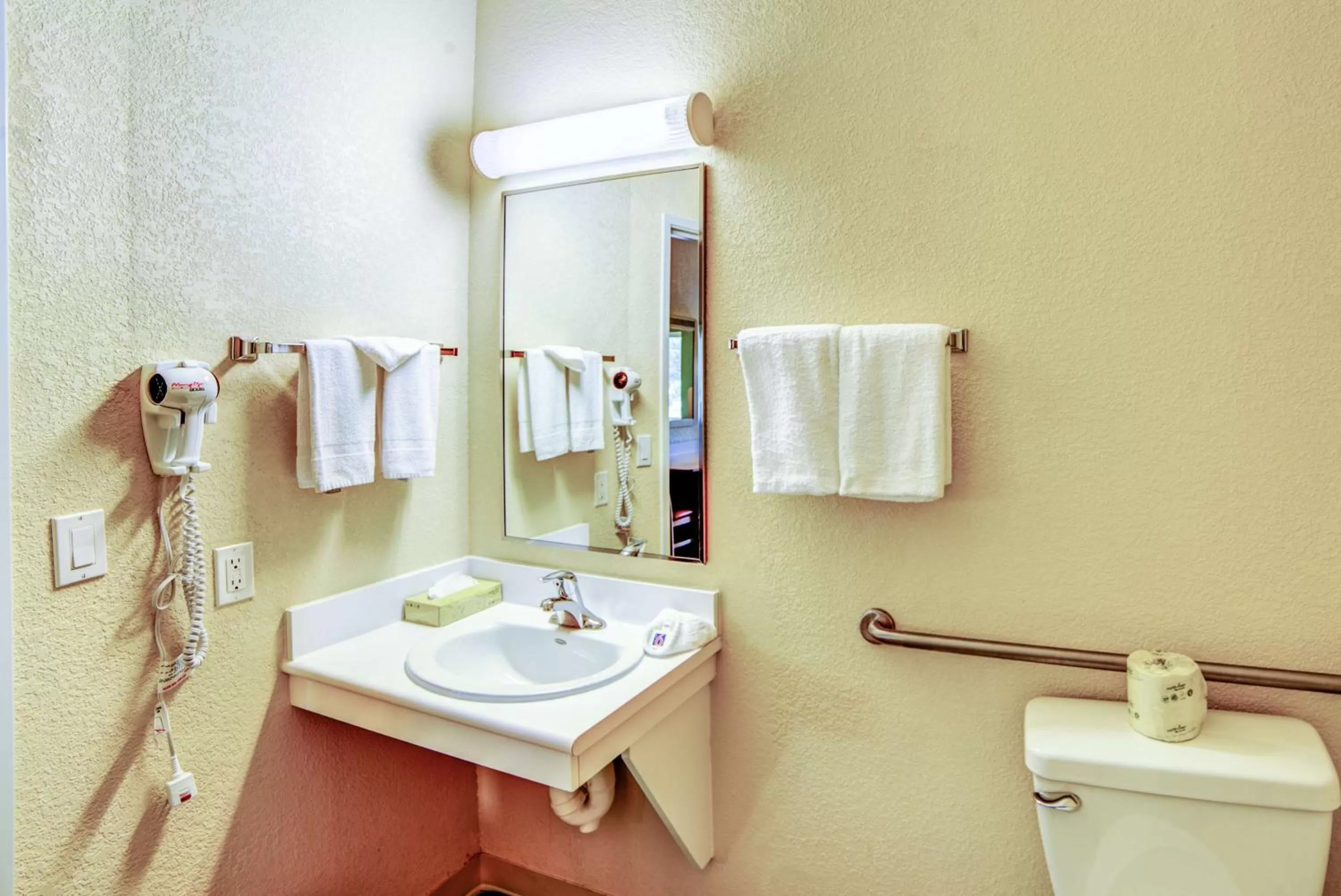 Toilet in Motel 6-Huntsville, ON