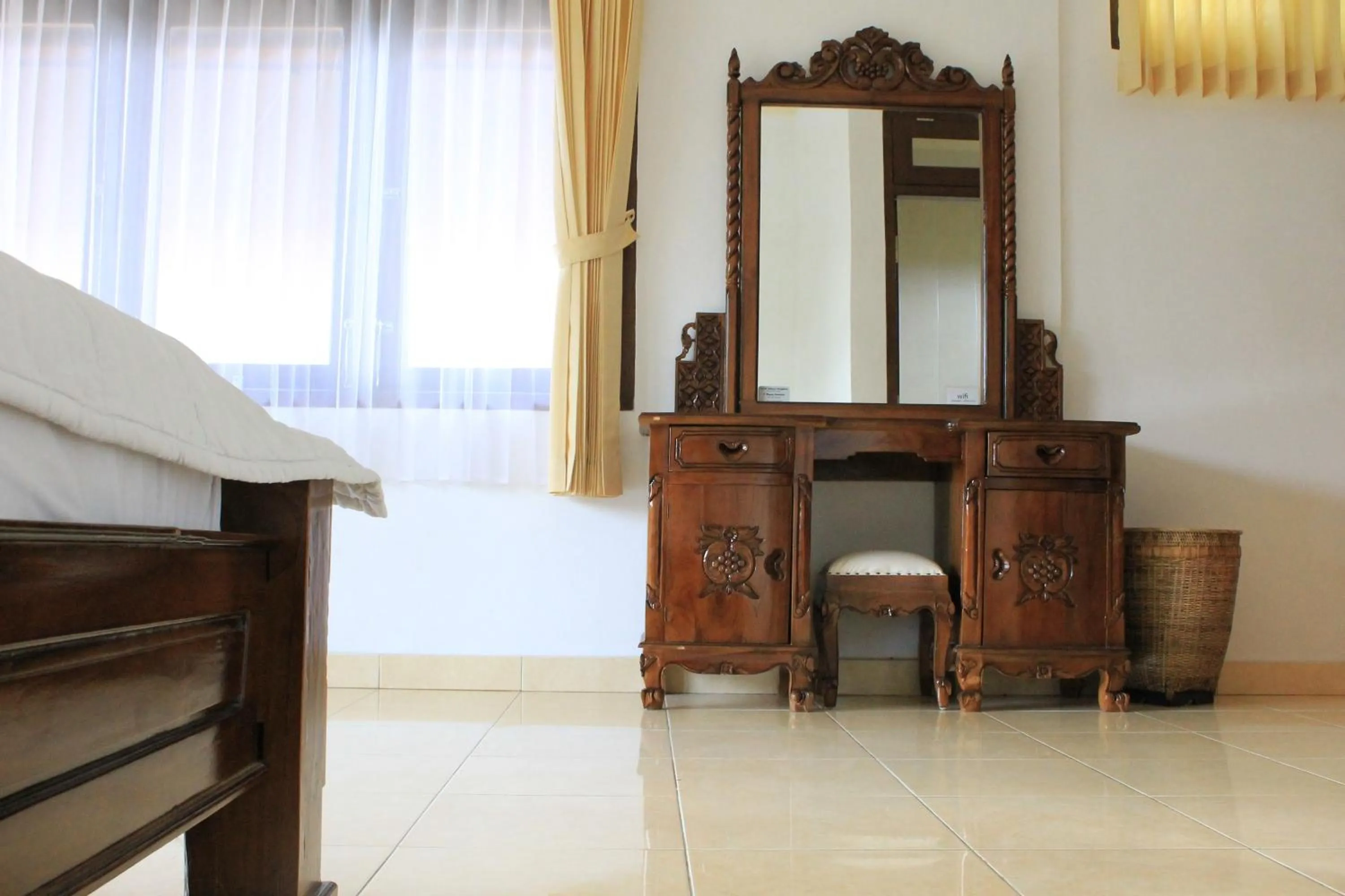 Decorative detail in Tanah Semujan Ubud