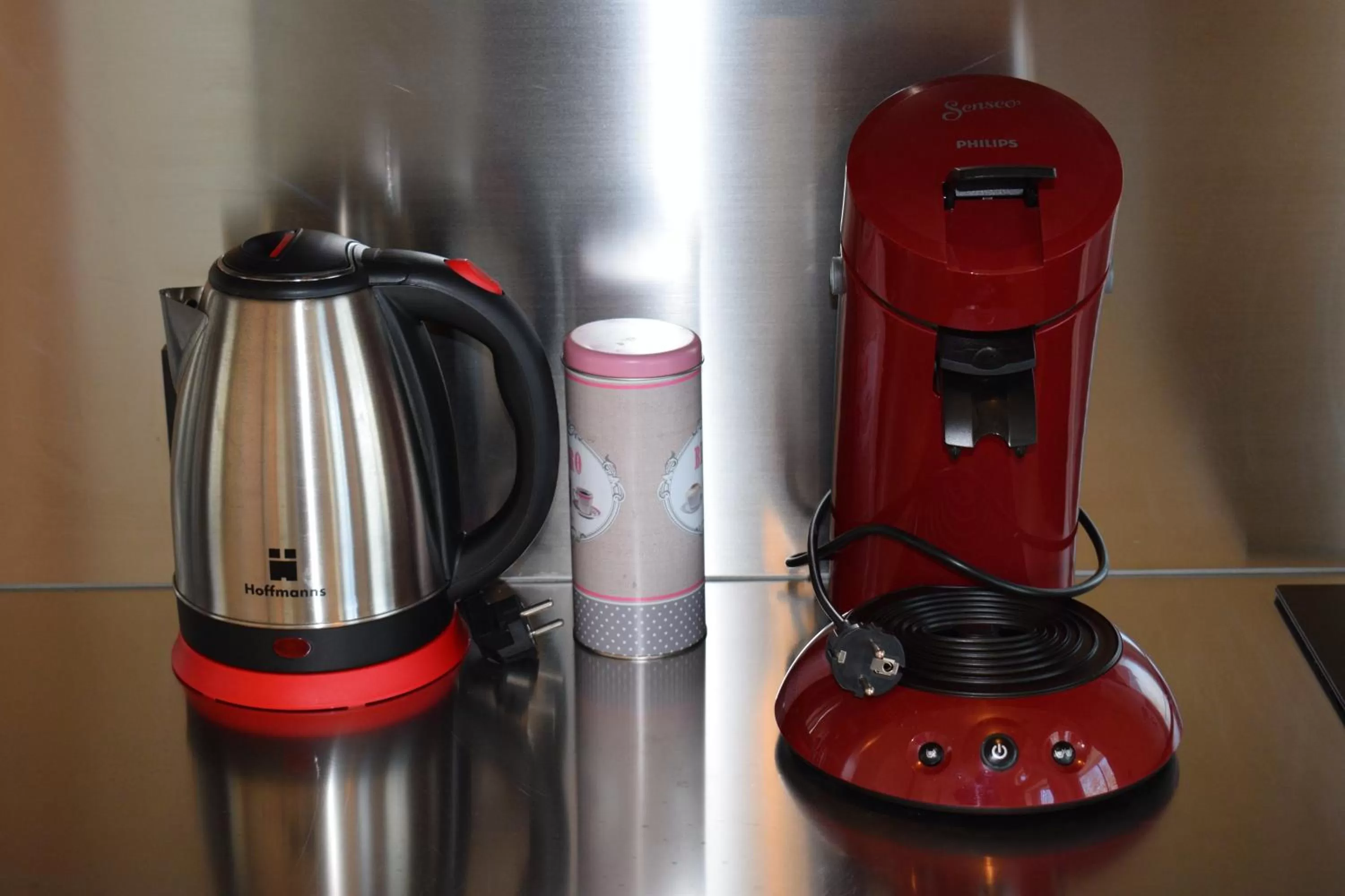 Coffee/tea facilities in New Age Boardinghaus N70