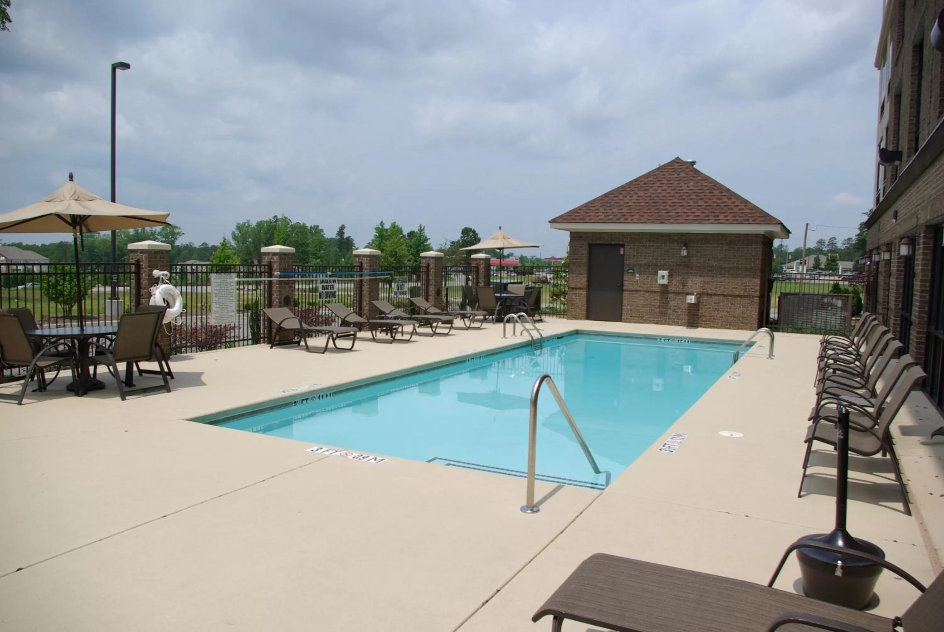 Swimming pool in Wingate by Wyndham Columbia/Lexington
